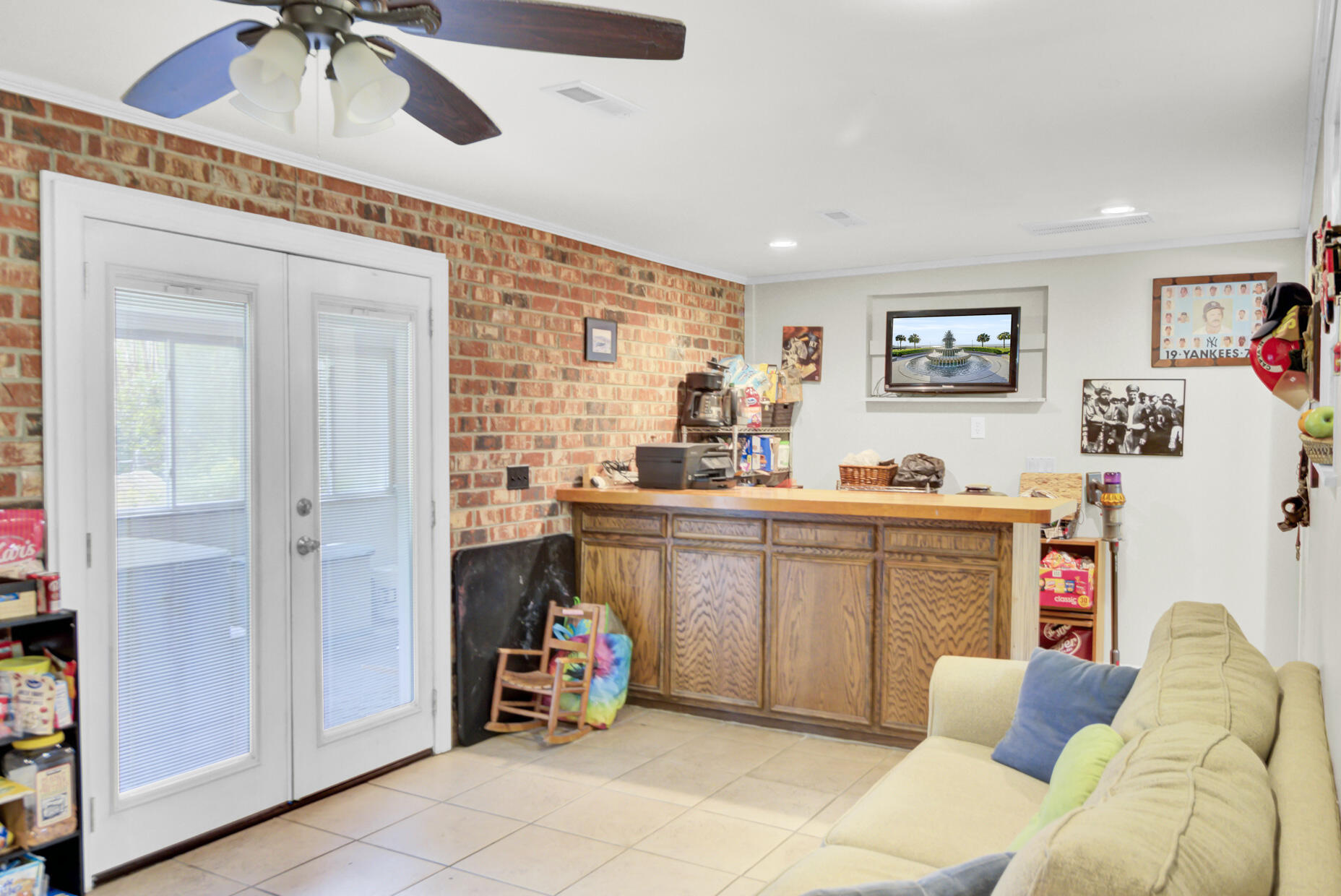 Charleston, South Carolina, 29407, United States, 4 Bedrooms Bedrooms, ,2 BathroomsBathrooms,Residential,For Sale,1950272