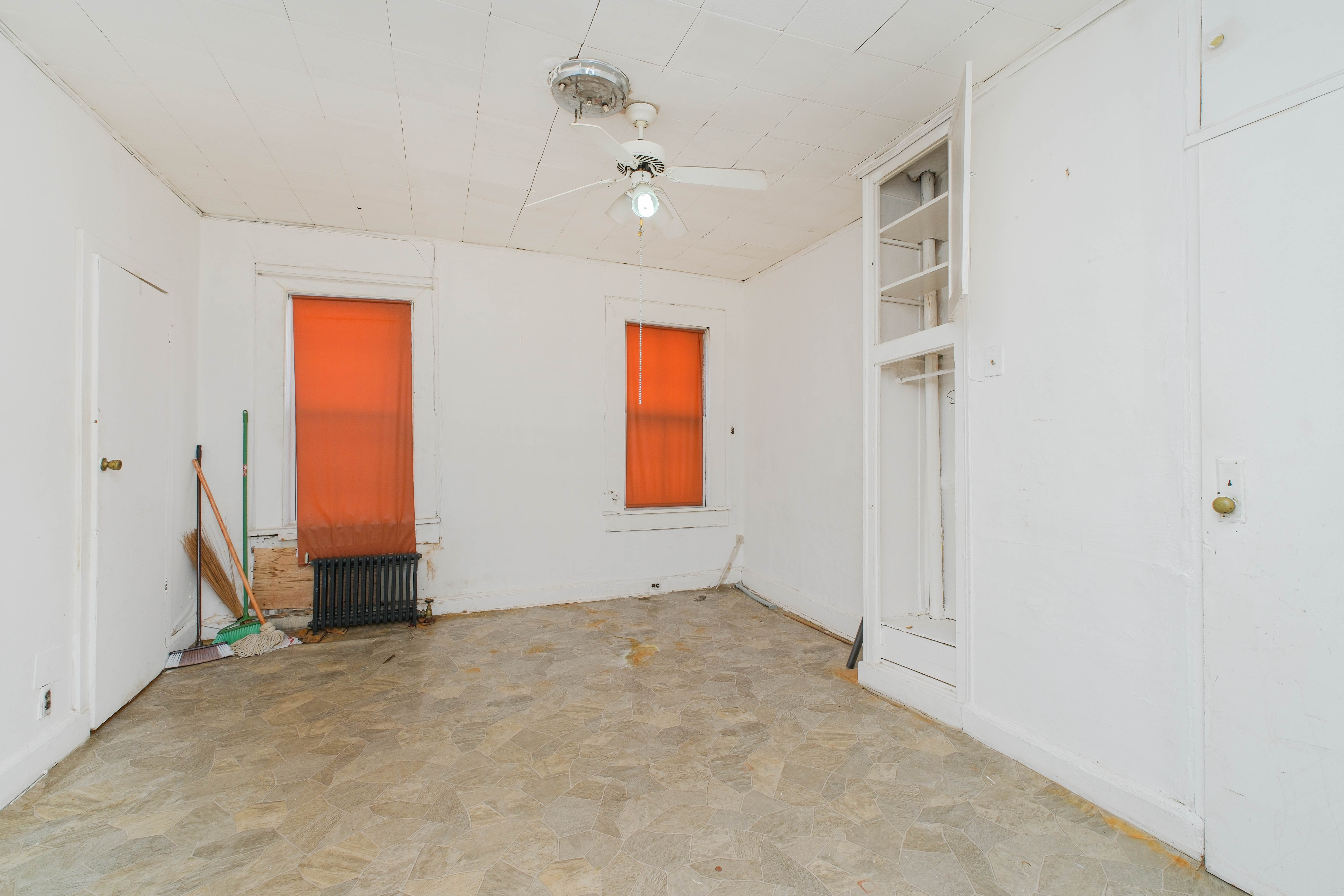 Brooklyn, New York, 11225, United States, 4 Bedrooms Bedrooms, ,1 BathroomBathrooms,Residential,For Sale,1763201