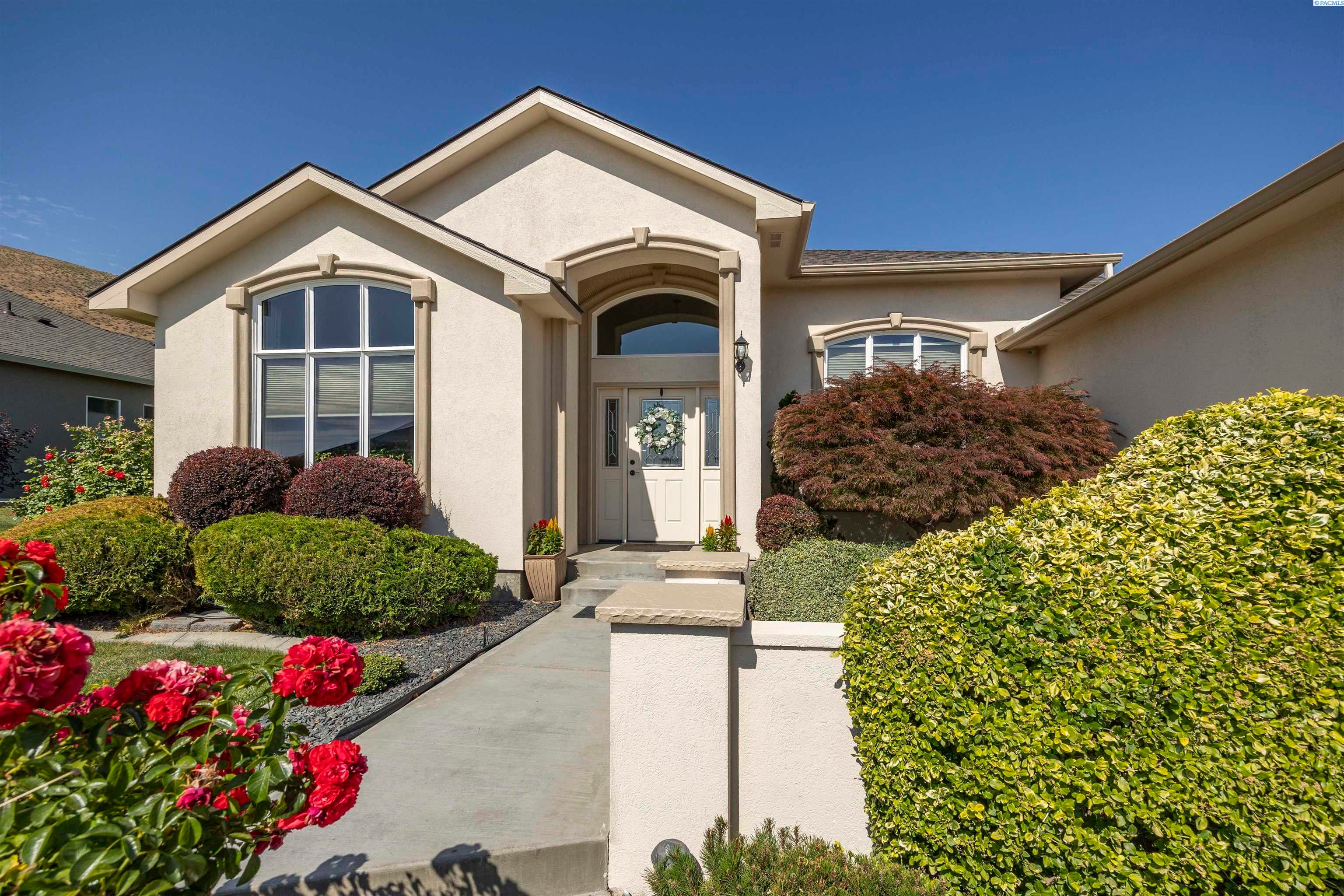 Richland, Washington, 99352, United States, 3 Bedrooms Bedrooms, ,3 BathroomsBathrooms,Residential,For Sale,1921029
