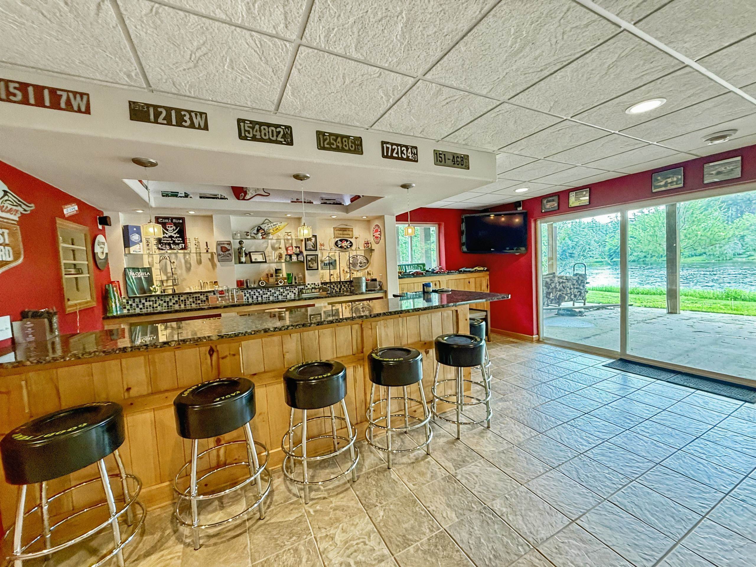 PEMBINE, Wisconsin, 54156, United States, 5 Bedrooms Bedrooms, ,4 BathroomsBathrooms,Residential,For Sale,1956791