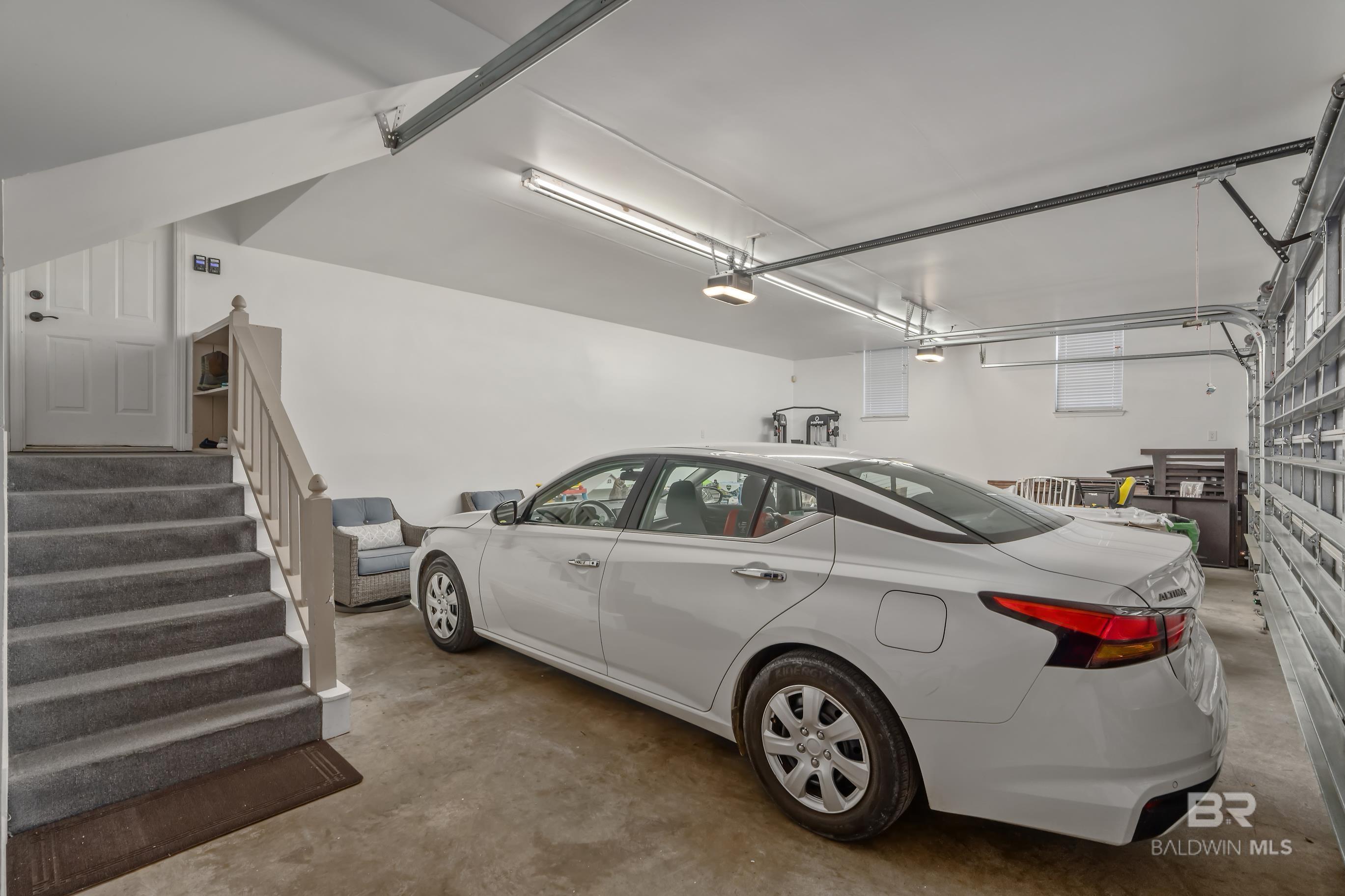 Saraland, Alabama, 36571, United States, 5 Bedrooms Bedrooms, ,7 BathroomsBathrooms,Residential,For Sale,1998378