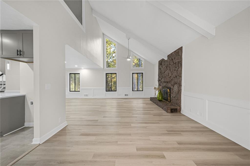 Snellville, Georgia, 30039, United States, 5 Bedrooms Bedrooms, ,4 BathroomsBathrooms,Residential,For Sale,1993862