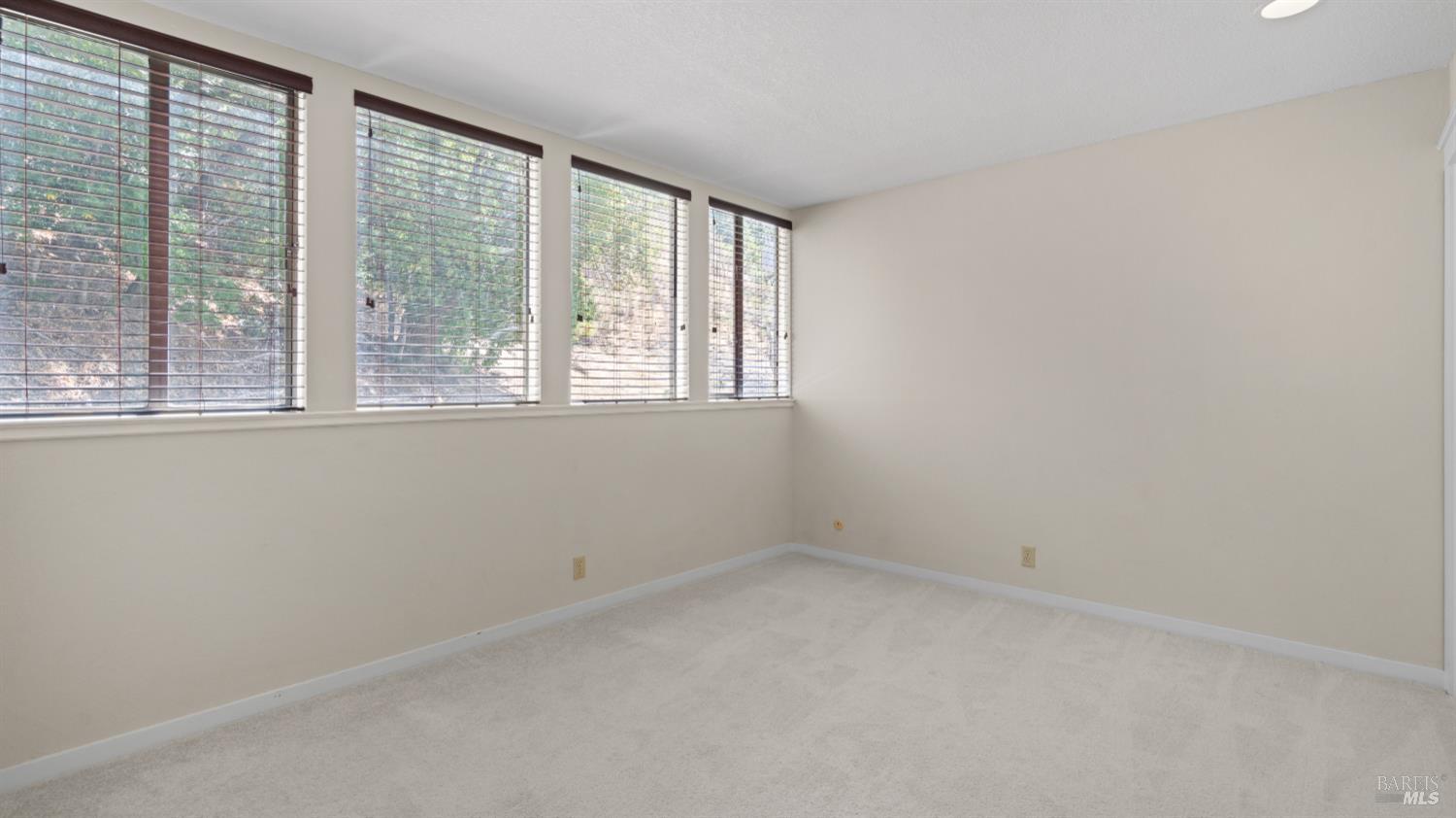 San Rafael, California, 94903, United States, 3 Bedrooms Bedrooms, ,3 BathroomsBathrooms,Residential,For Sale,1908286