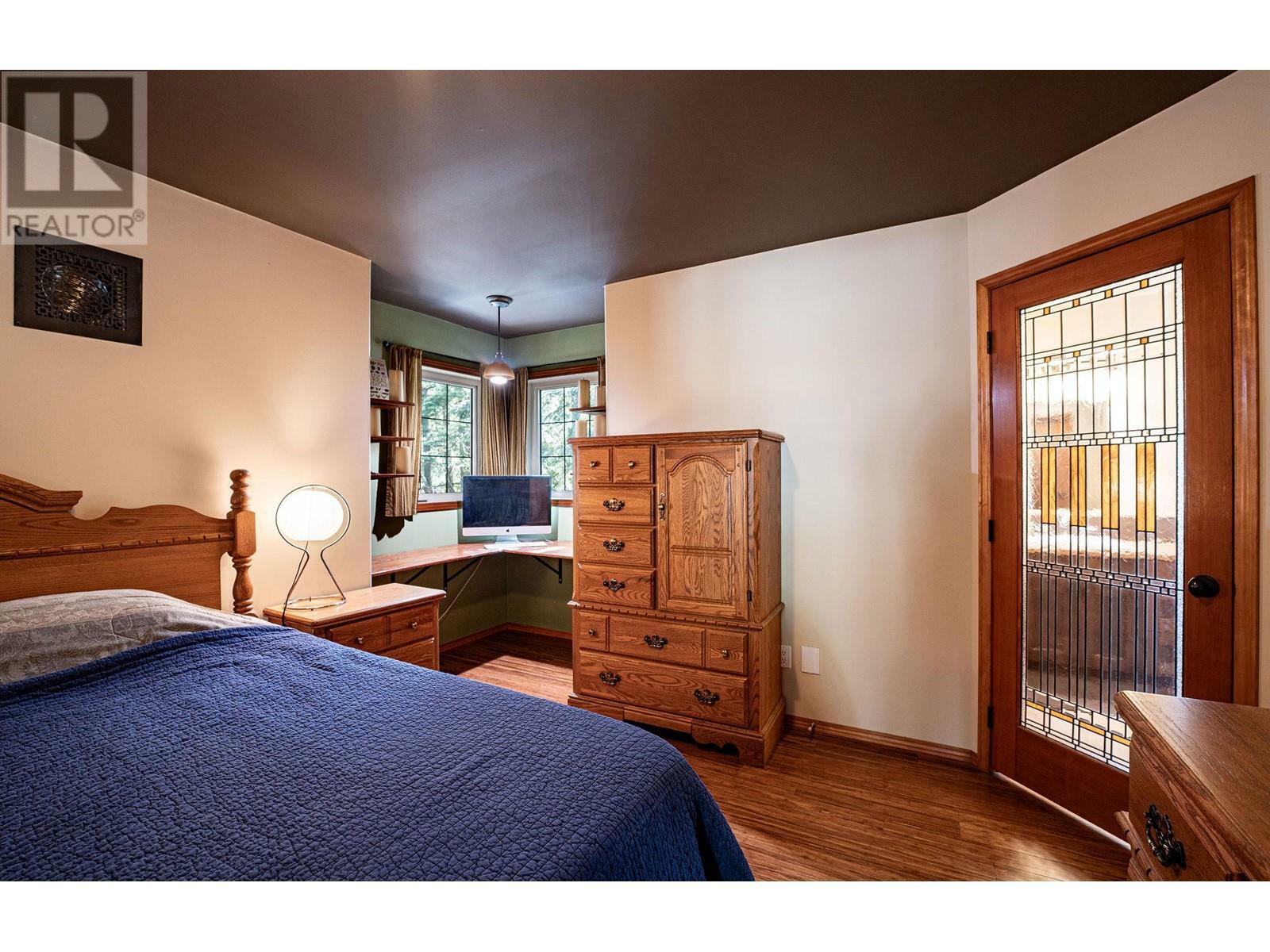 REVELSTOKE, British Columbia, V0E 2S0, CA, 4 Bedrooms Bedrooms, ,3 BathroomsBathrooms,Residential,For Sale,1838375