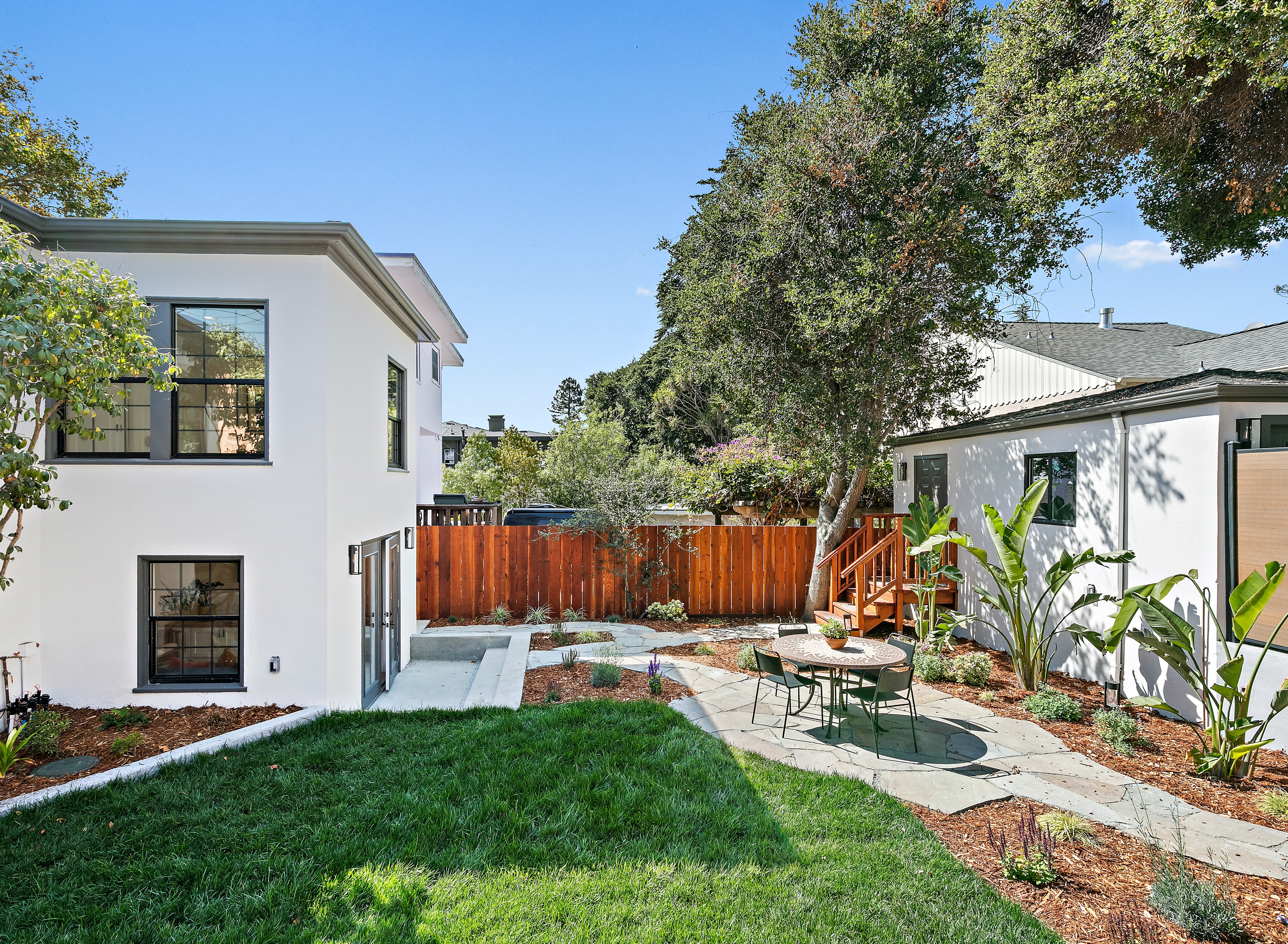  Timeless Elegance, Thoughtfully Reimagined in North Berkeley - 物件實景
