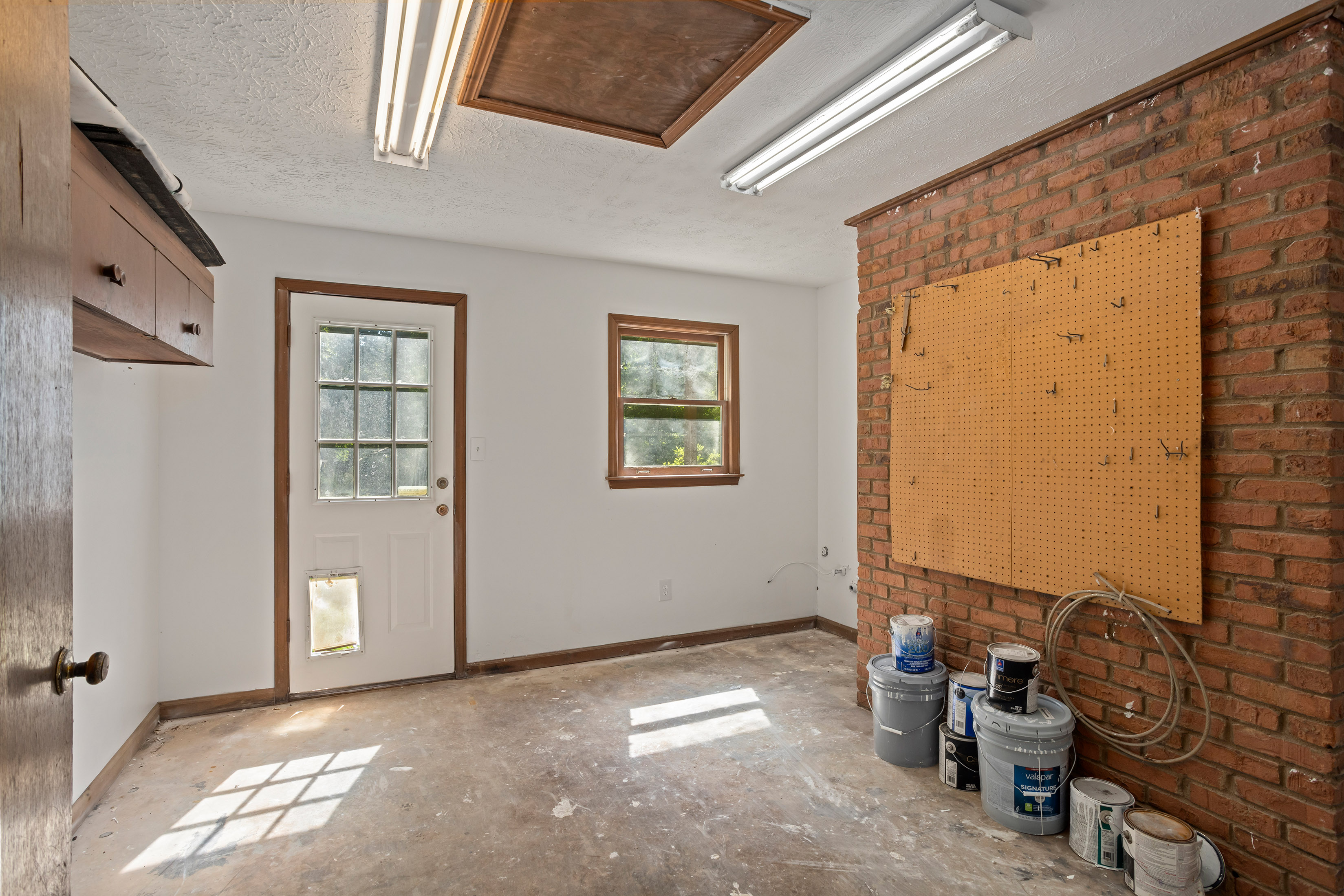  Custom-Built Brick Home with Saltwater Pool in Conyers - 物件實景