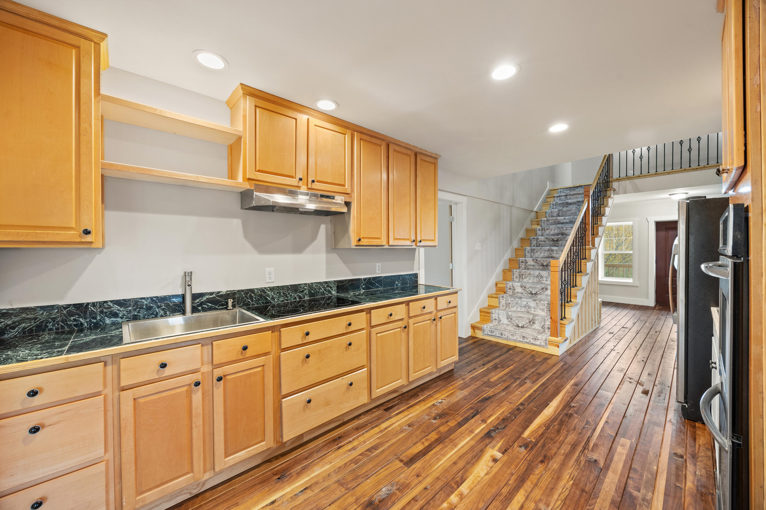 Corinth, Kentucky, 41010, United States, 4 Bedrooms Bedrooms, ,4 BathroomsBathrooms,Residential,For Sale,1992154