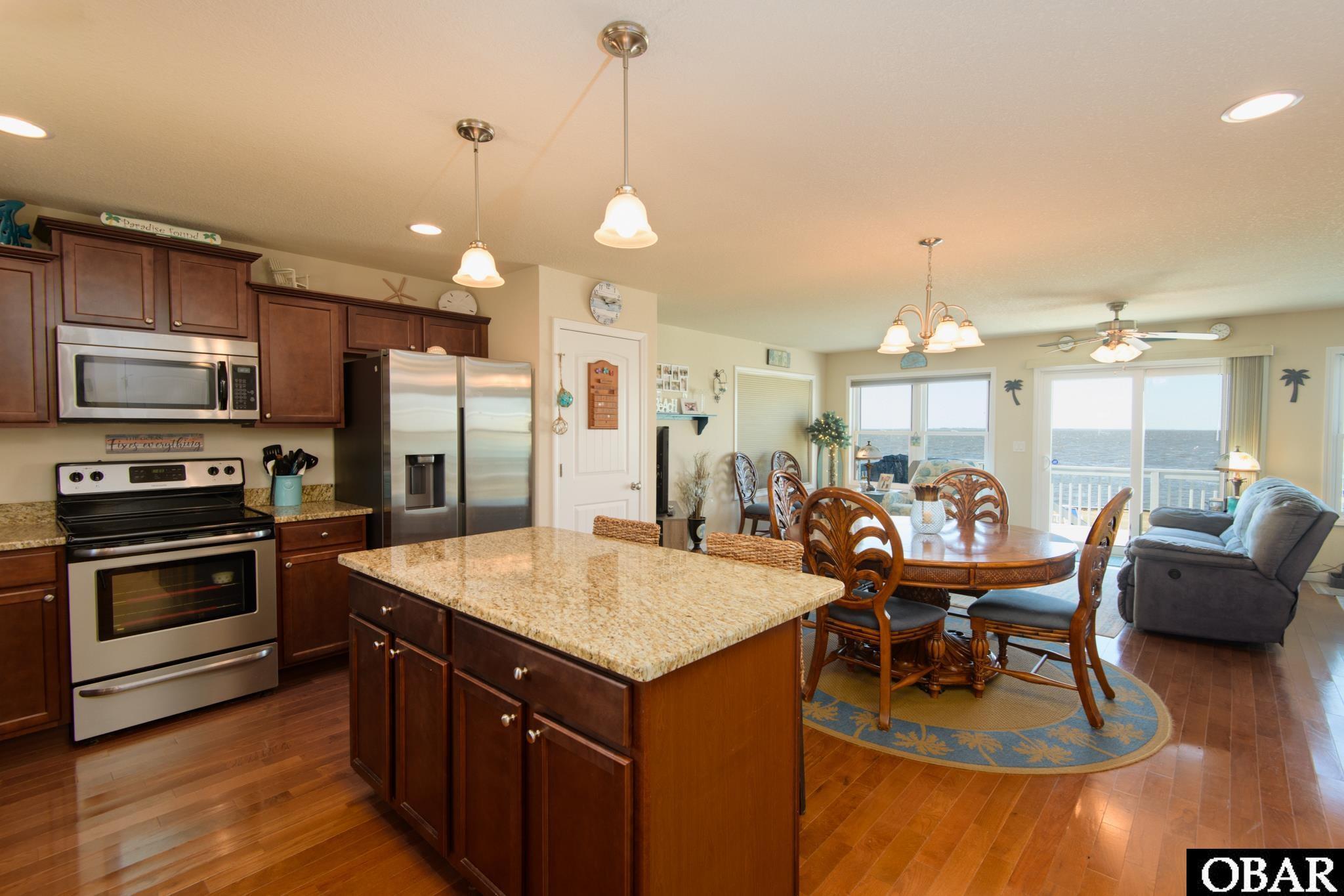 Kill Devil Hills, North Carolina, 27948, United States, 3 Bedrooms Bedrooms, ,3 BathroomsBathrooms,Residential,For Sale,1989385