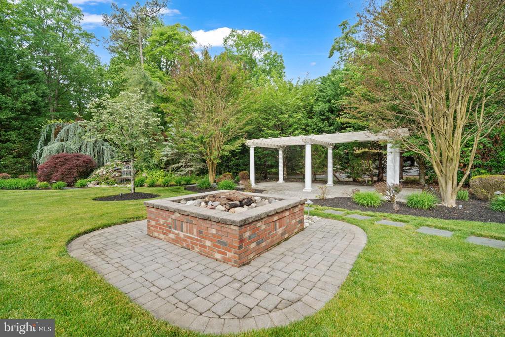 Hammonton, New Jersey, 08037, United States, 5 Bedrooms Bedrooms, ,5 BathroomsBathrooms,Residential,For Sale,1834534