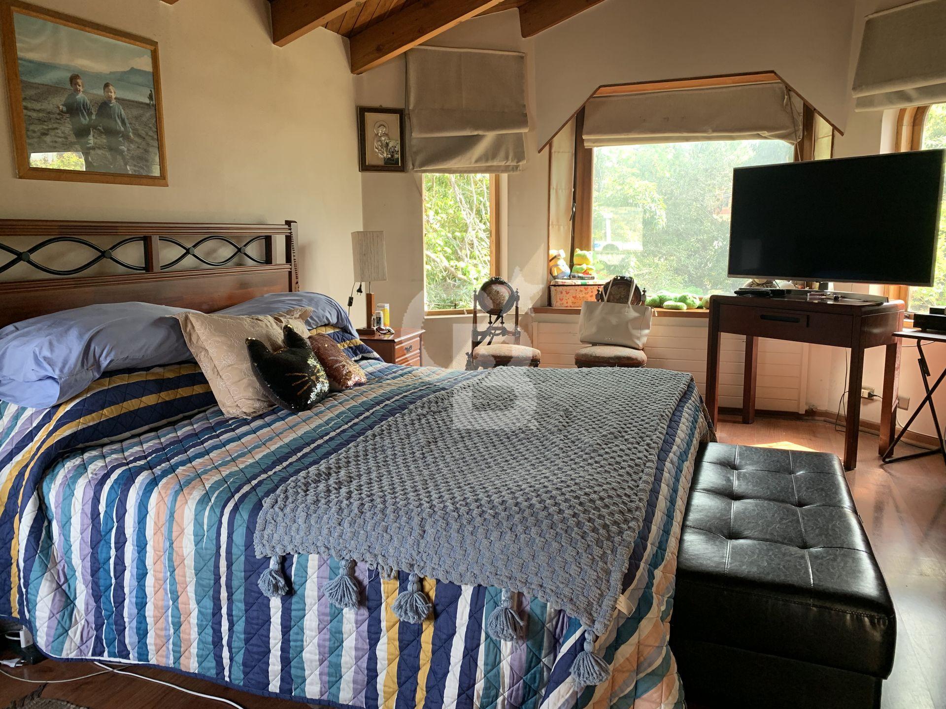 La Reina, Chile, 5 Bedrooms Bedrooms, ,6 BathroomsBathrooms,Residential,For Sale,1970888