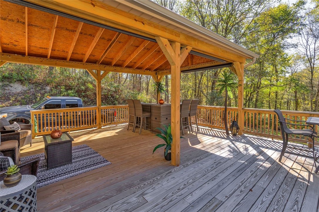 Green Twp, Pennsylvania, 15001, United States, 4 Bedrooms Bedrooms, ,4 BathroomsBathrooms,Residential,For Sale,1960549