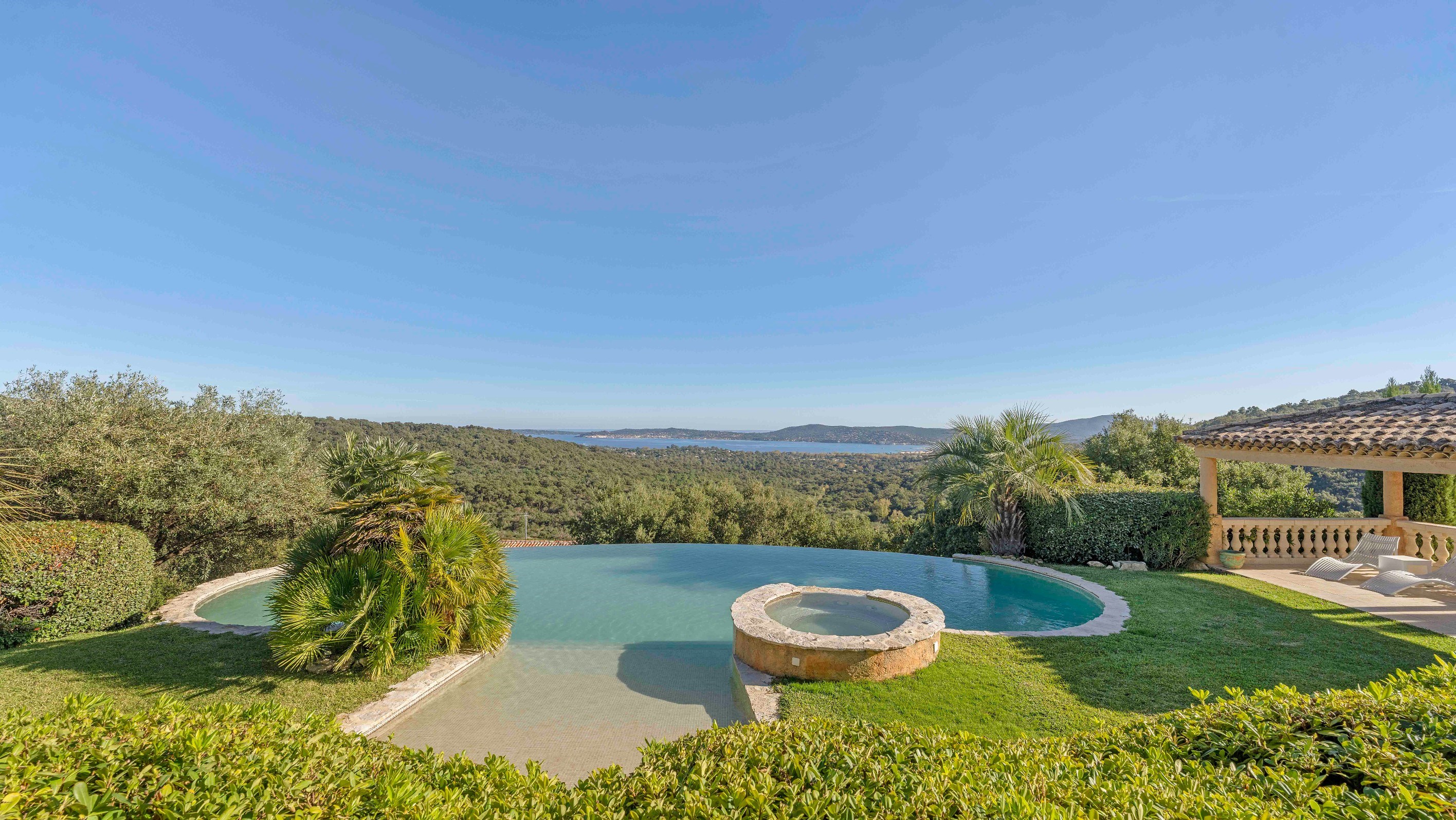  Prestigious property for sale in the Gulf of Saint-Tropez – private helipad, Me… - 物件實景