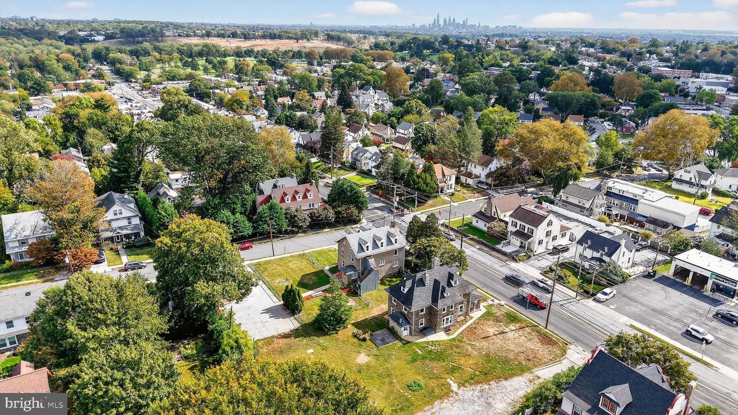 Havertown, Pennsylvania, 19083, United States, 6 Bedrooms Bedrooms, ,2 BathroomsBathrooms,Residential,For Sale,1960669