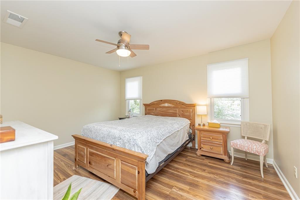 Marietta, Georgia, 30062, United States, 2 Bedrooms Bedrooms, ,2 BathroomsBathrooms,Residential,For Sale,1937708