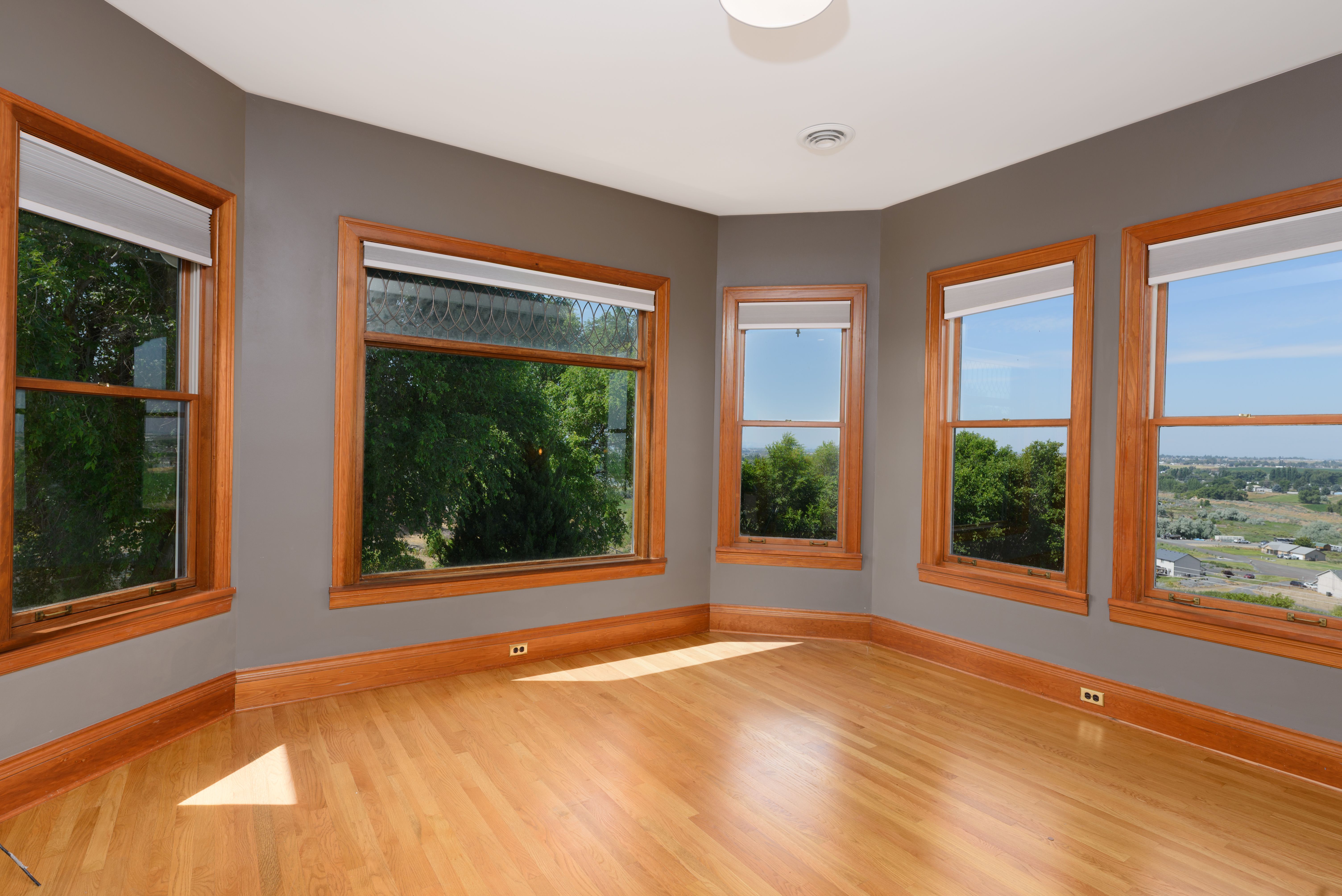 Moses Lake, Washington, 98837, United States, 3 Bedrooms Bedrooms, ,3 BathroomsBathrooms,Residential,For Sale,1980508