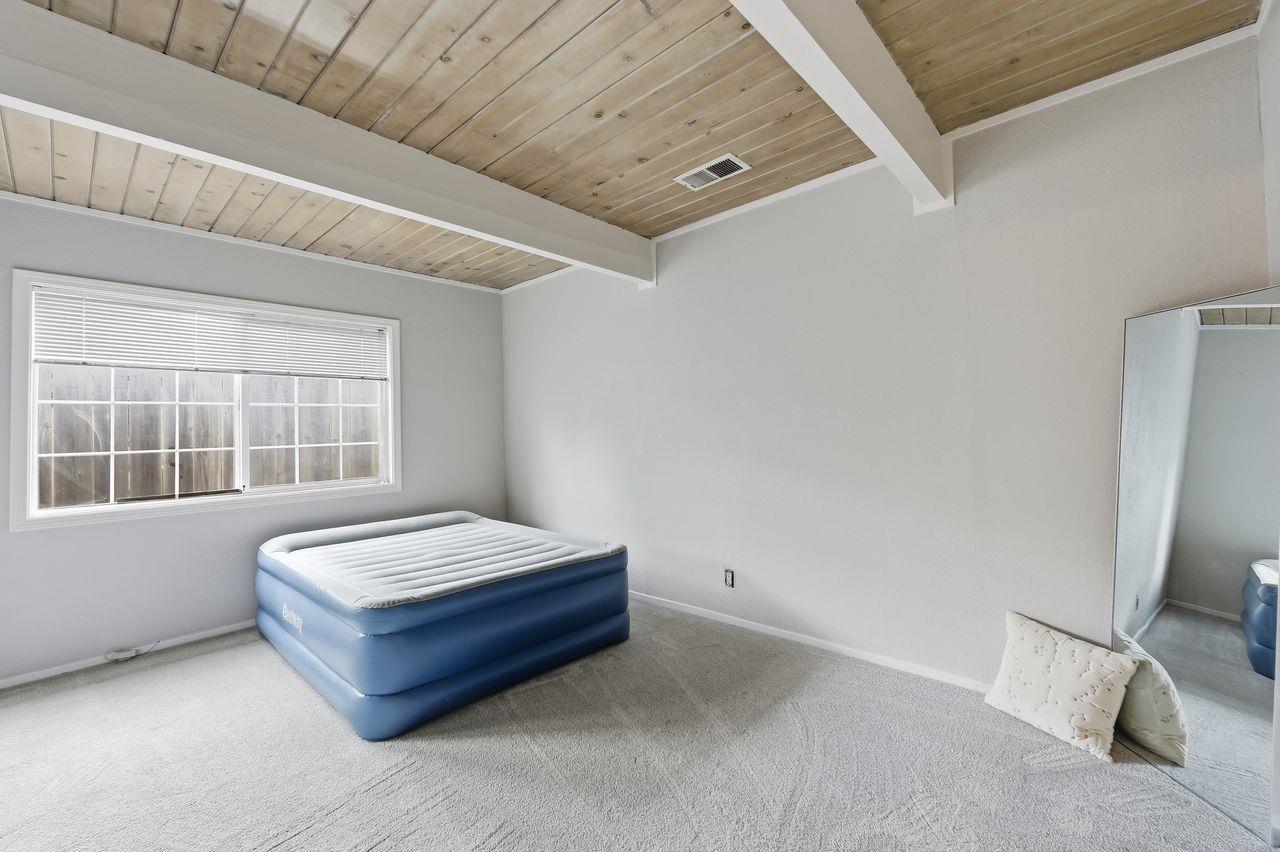 Redwood City, California, 94063, United States, ,Residential,For Sale,1990939