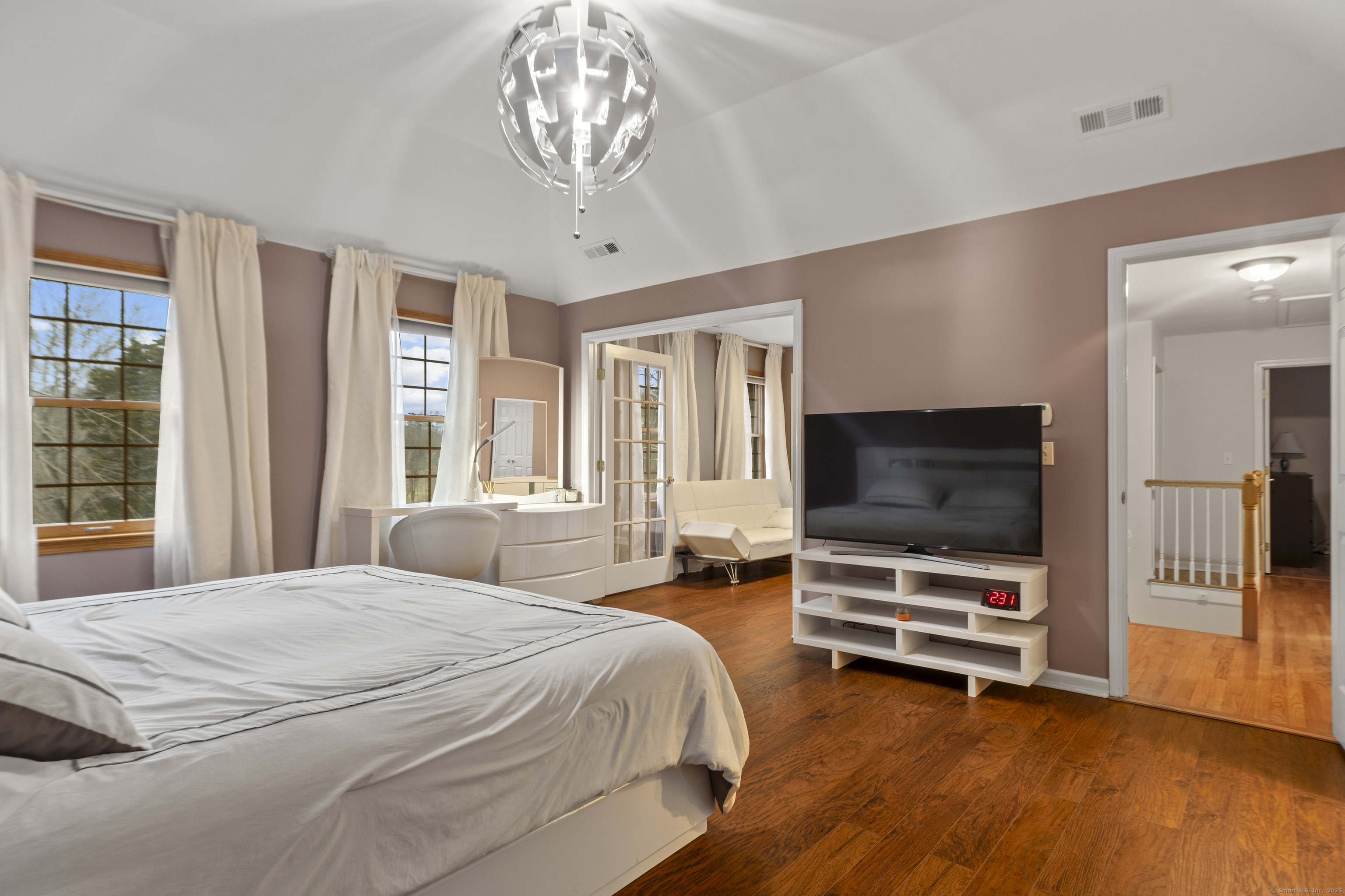 Monroe, Connecticut, 06468, United States, 5 Bedrooms Bedrooms, ,4 BathroomsBathrooms,Residential,For Sale,1744682