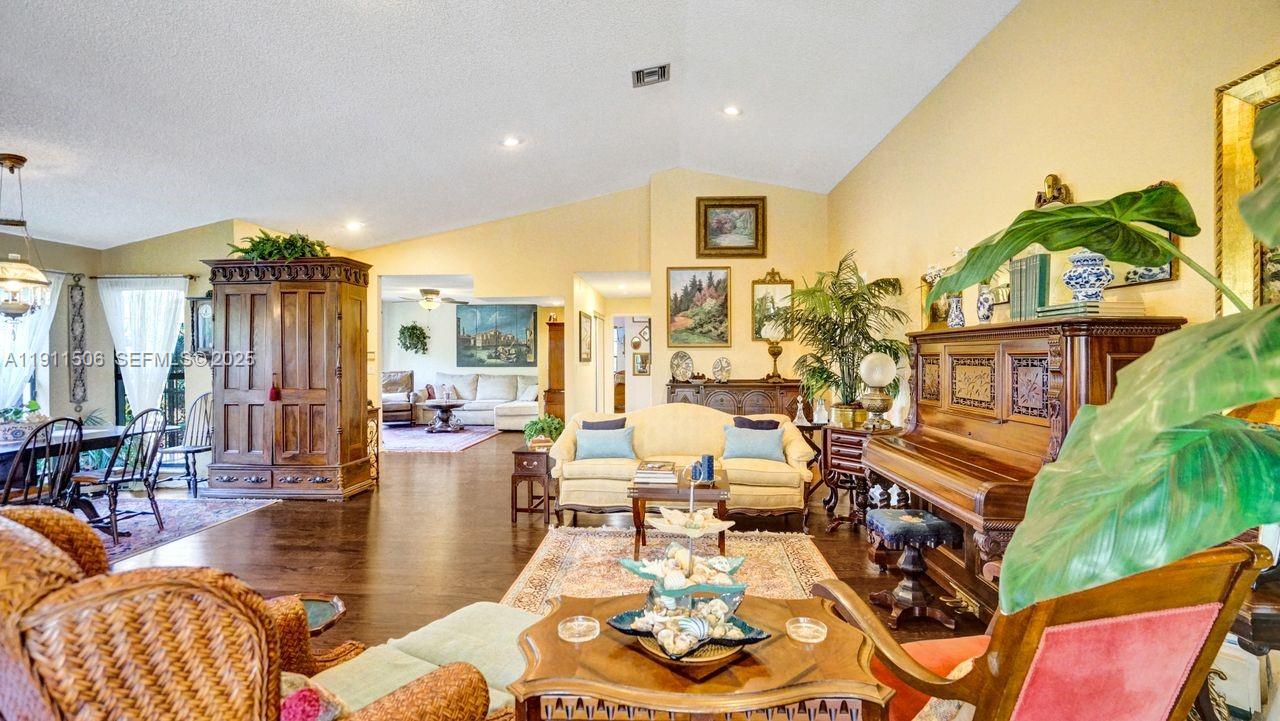 Boca Raton, Florida, 33428, United States, 3 Bedrooms Bedrooms, ,2 BathroomsBathrooms,Residential,For Sale,1997498