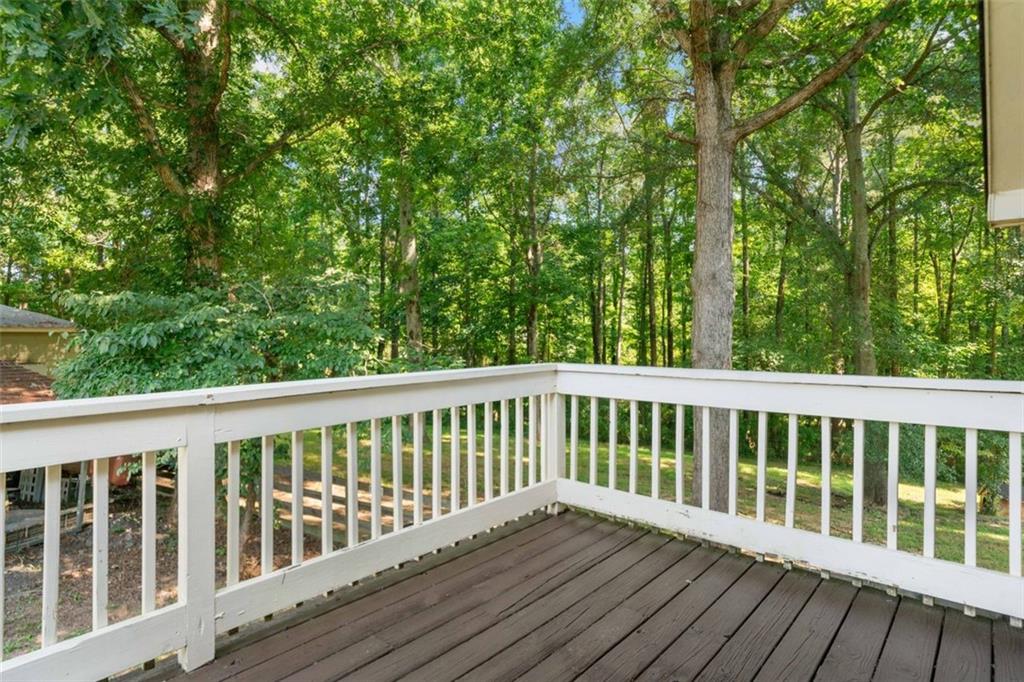 Cumming, Georgia, 30040, United States, 5 Bedrooms Bedrooms, ,2 BathroomsBathrooms,Residential,For Sale,1891506
