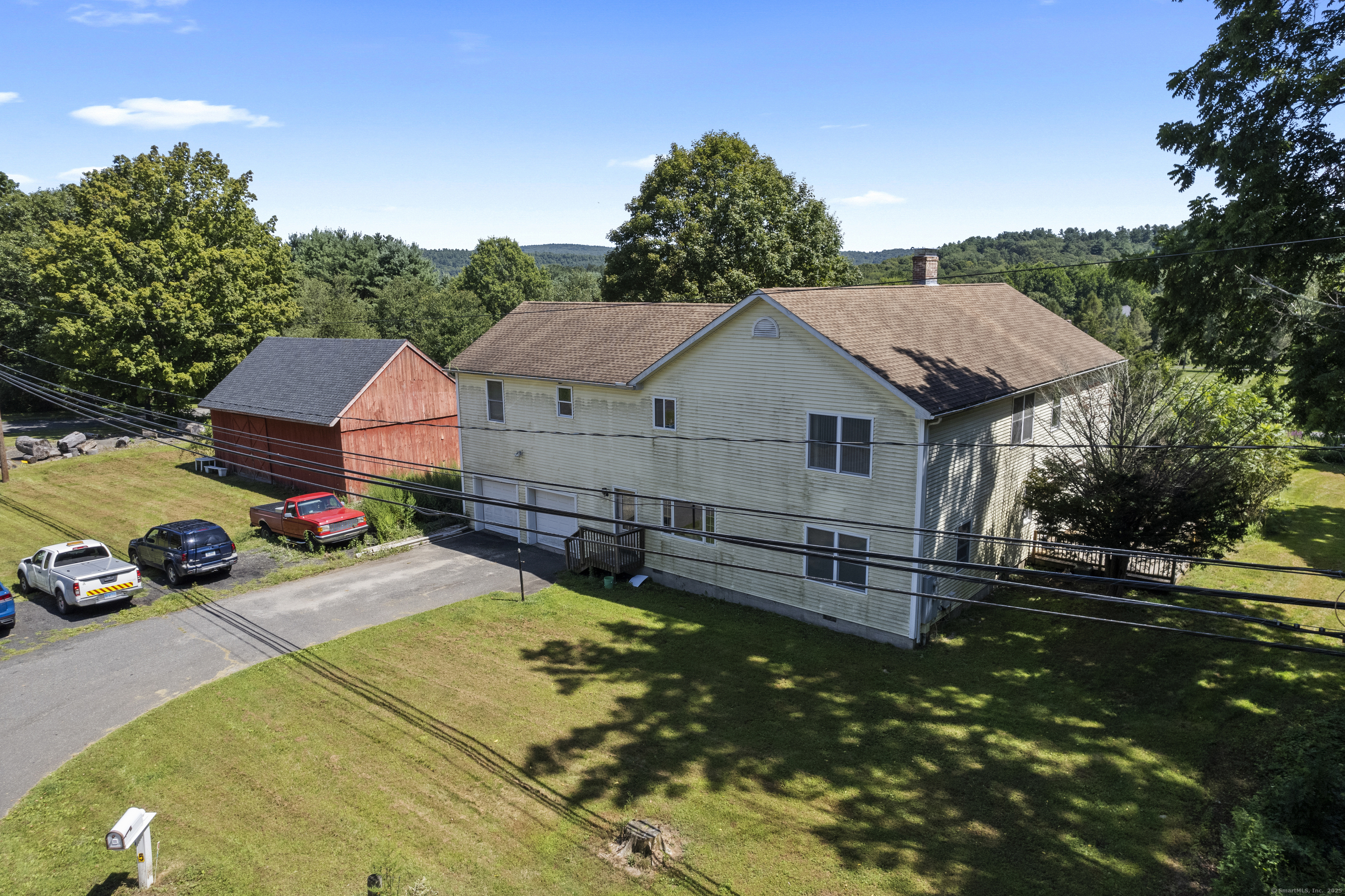 Woodbury, Connecticut, 06798, United States, 6 Bedrooms Bedrooms, ,3 BathroomsBathrooms,Residential,For Sale,1940915
