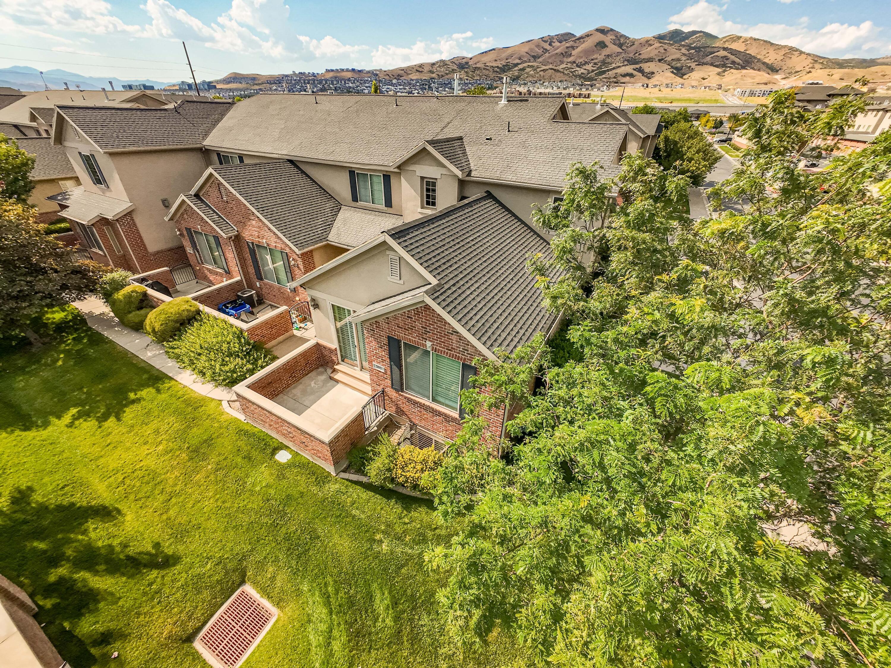LEHI, Utah, 84043, United States, 5 Bedrooms Bedrooms, ,4 BathroomsBathrooms,Residential,For Sale,1935111