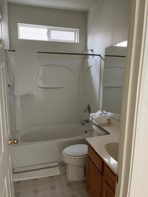 Elk Grove, California, 95757, United States, 5 Bedrooms Bedrooms, ,3 BathroomsBathrooms,Residential,For Sale,1987887