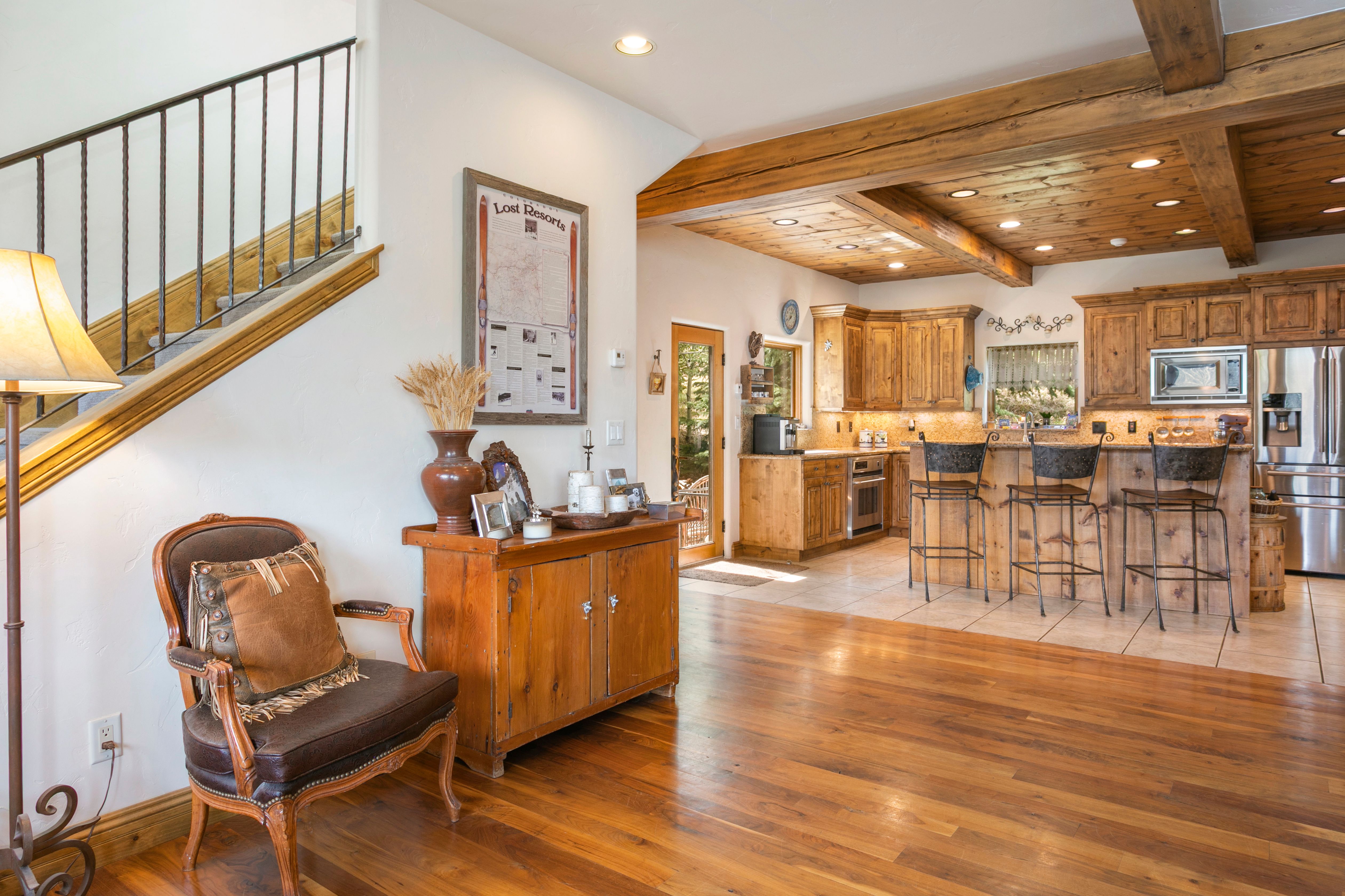  Beautifully Crafted Home Captures the Best of Luxury Wildridge Living - 物件實景