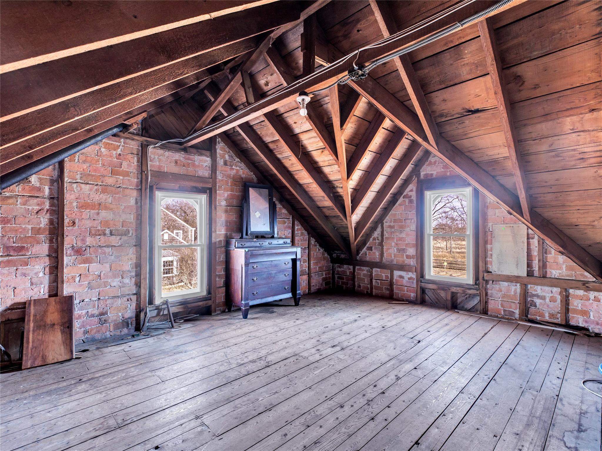 Orient, New York, 11957, United States, 7 Bedrooms Bedrooms, ,3 BathroomsBathrooms,Residential,For Sale,1696050