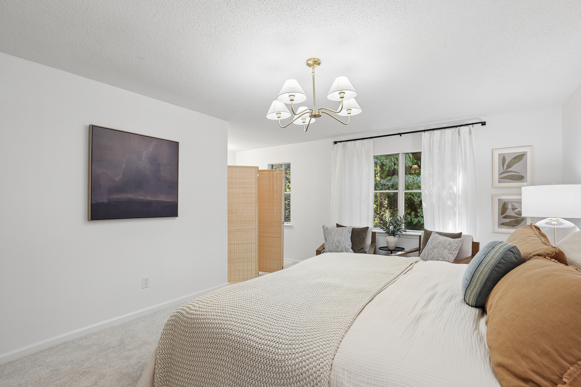  Designer Finishes, Abundant Natural Light and Outstanding Storage - 物件實景