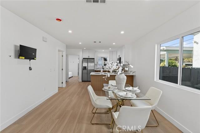 Los Angeles, California, 90044, United States, ,Residential,For Sale,1997733
