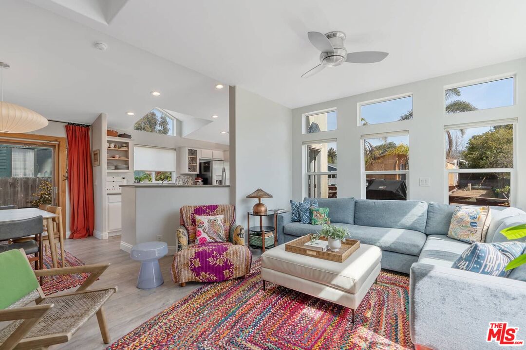 Malibu, California, 90265, United States, 3 Bedrooms Bedrooms, ,2 BathroomsBathrooms,Residential,For Sale,1795303