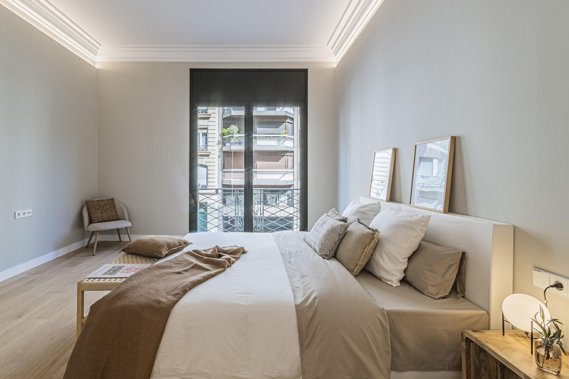  Elegant 5 Bedroom Renovated Apartment in Barcelona - 物件實景