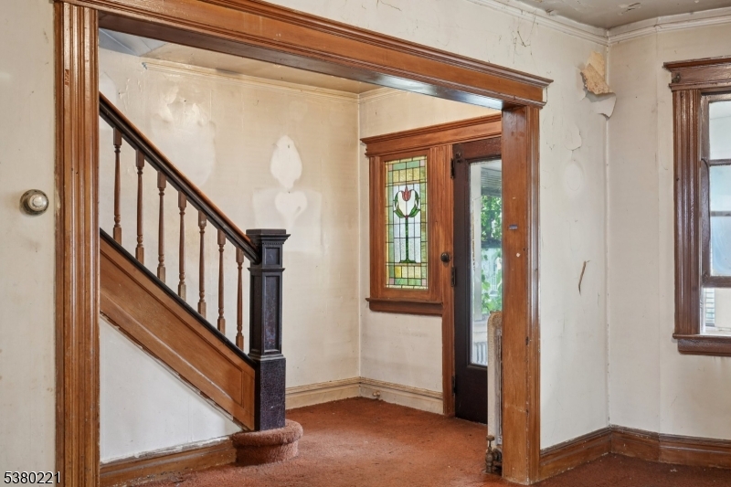 Maplewood Twp., New Jersey, 07040, United States, 5 Bedrooms Bedrooms, ,3 BathroomsBathrooms,Residential,For Sale,1933003