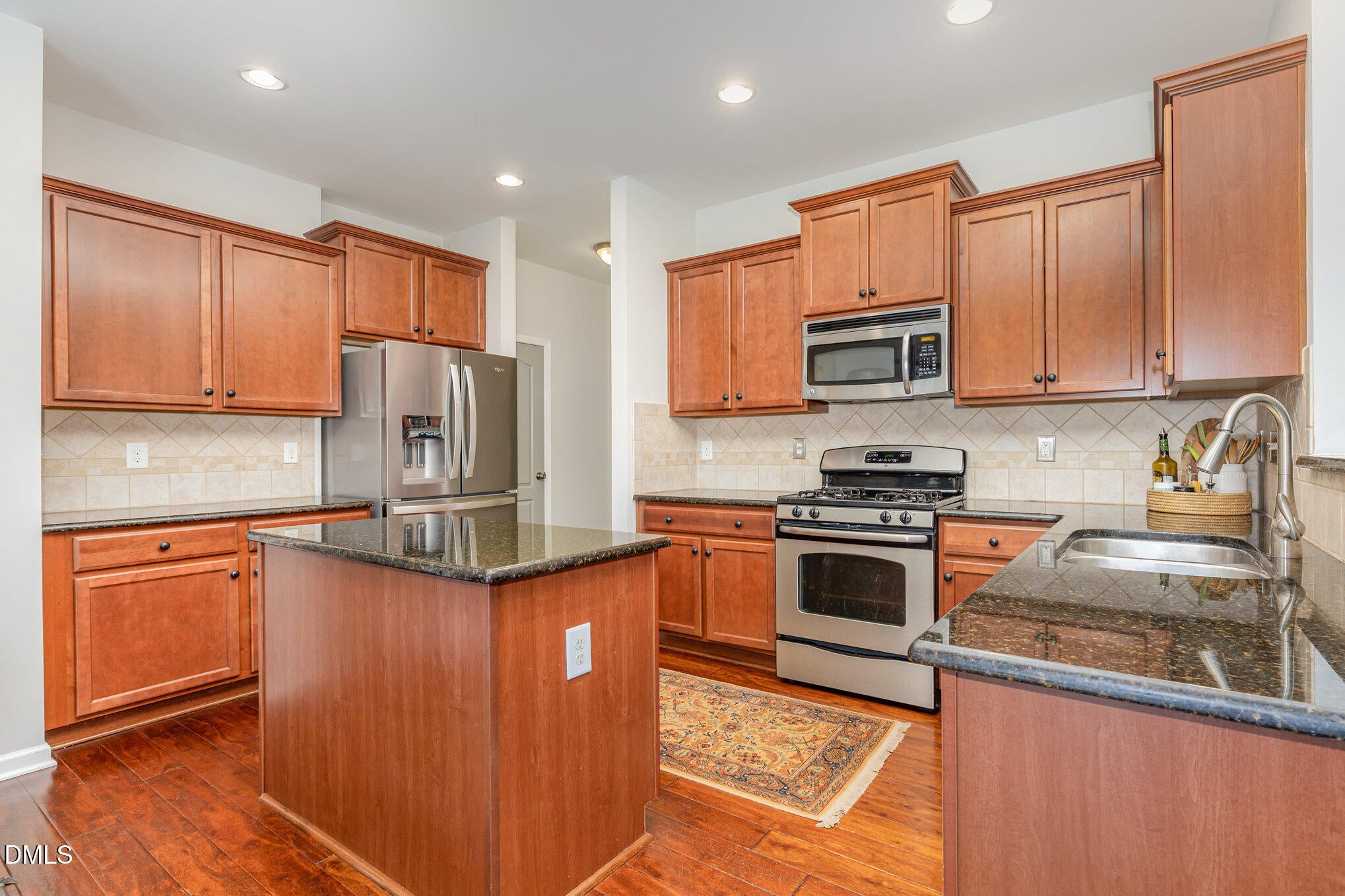 Apex, North Carolina, 27539, United States, 4 Bedrooms Bedrooms, ,3 BathroomsBathrooms,Residential,For Sale,1988359