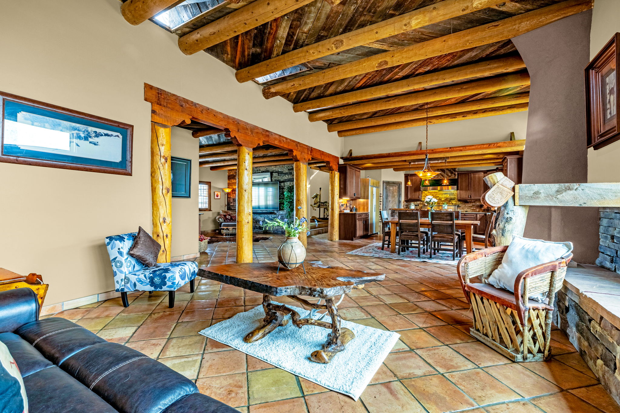  Rare creek side opportunity on 80 close-in acres - 物件實景