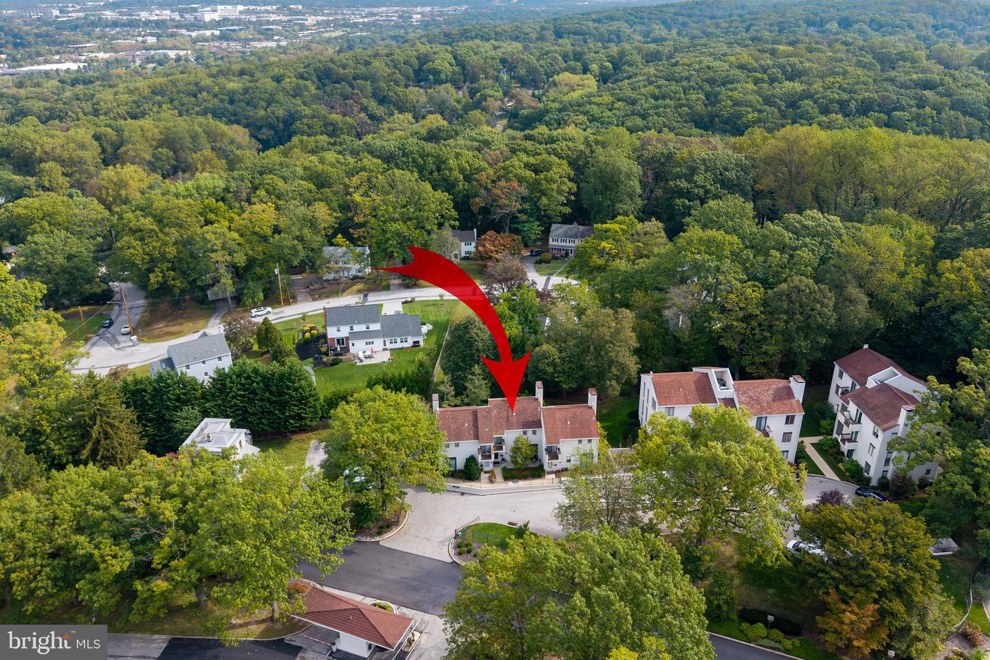 DEVON, Pennsylvania, 19333, United States, 2 Bedrooms Bedrooms, ,3 BathroomsBathrooms,Residential,For Sale,1980248