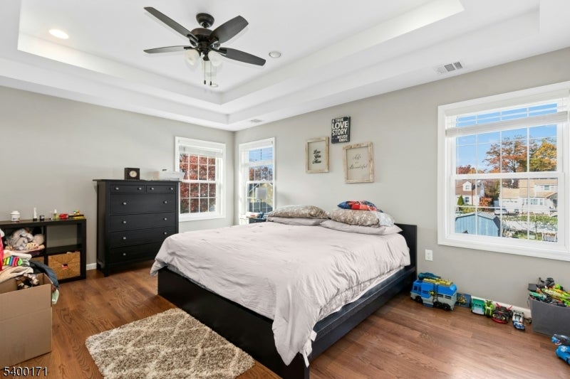 Union Twp., New Jersey, 07083, United States, 4 Bedrooms Bedrooms, ,4 BathroomsBathrooms,Residential,For Sale,2005388