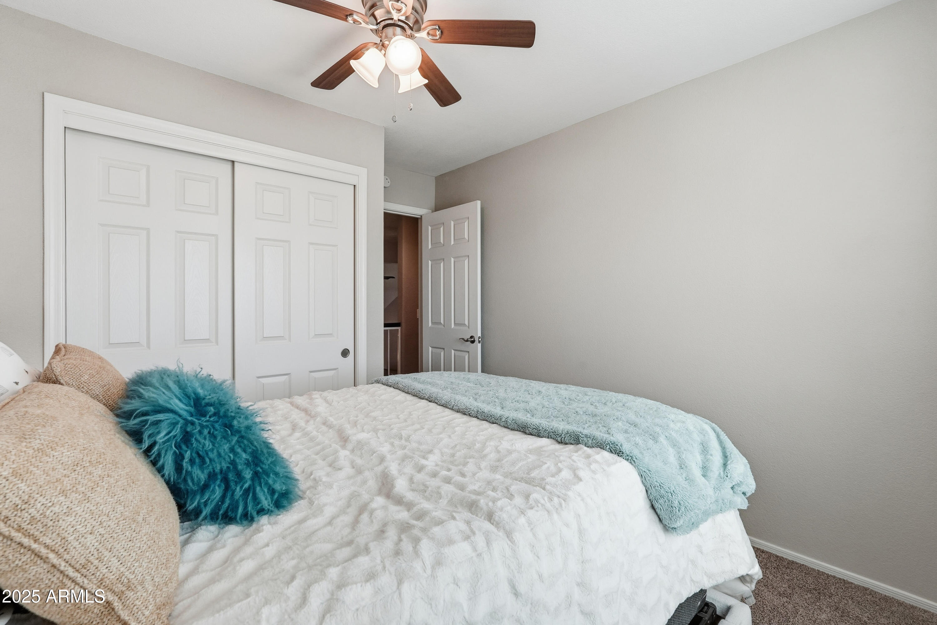 Gilbert, Arizona, 85234, United States, 4 Bedrooms Bedrooms, ,3 BathroomsBathrooms,Residential,For Sale,1997070