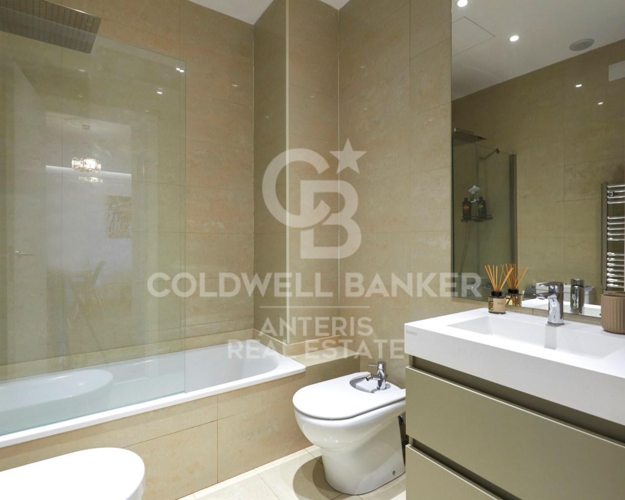 Barcelona, Barcelona, Eixample Barcelona, Barcelon, Barcelona, Catalonia, ES, 2 Bedrooms Bedrooms, ,1 BathroomBathrooms,Residential,For Sale,Barcelona, Barcelona, Eixample Barcelona, Barcelon,1667723