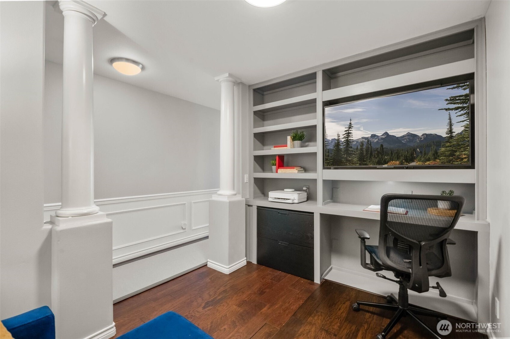 Seattle, Washington, 98116, United States, 2 Bedrooms Bedrooms, ,2 BathroomsBathrooms,Residential,For Sale,1949769