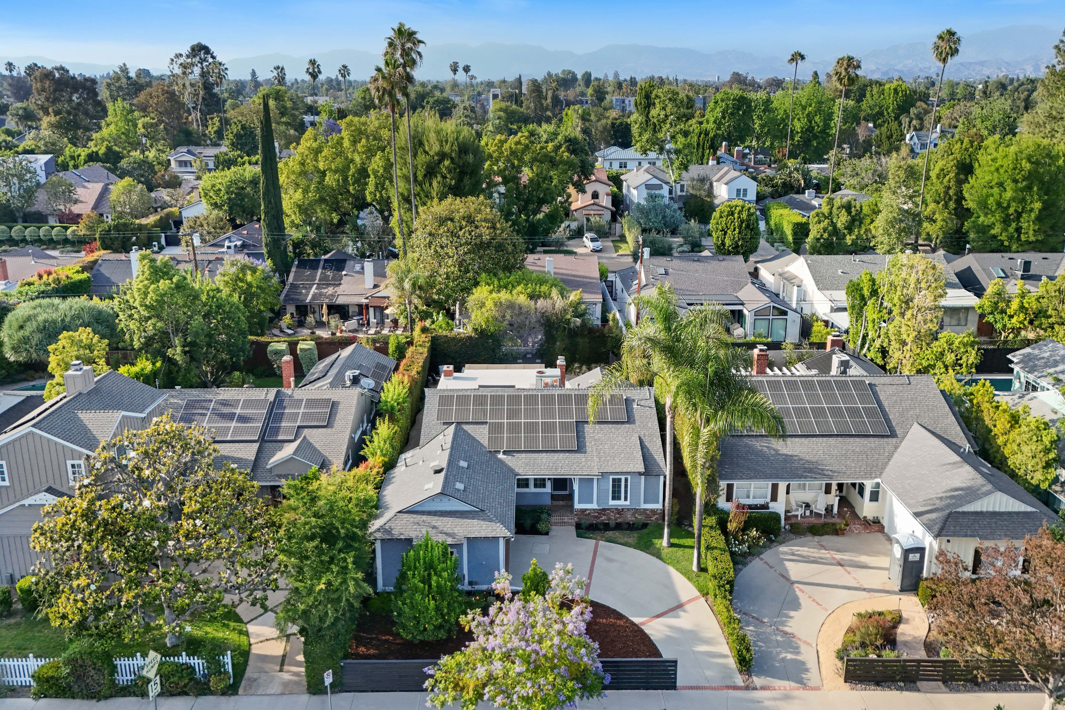  12621 Milbank Street - 物件實景