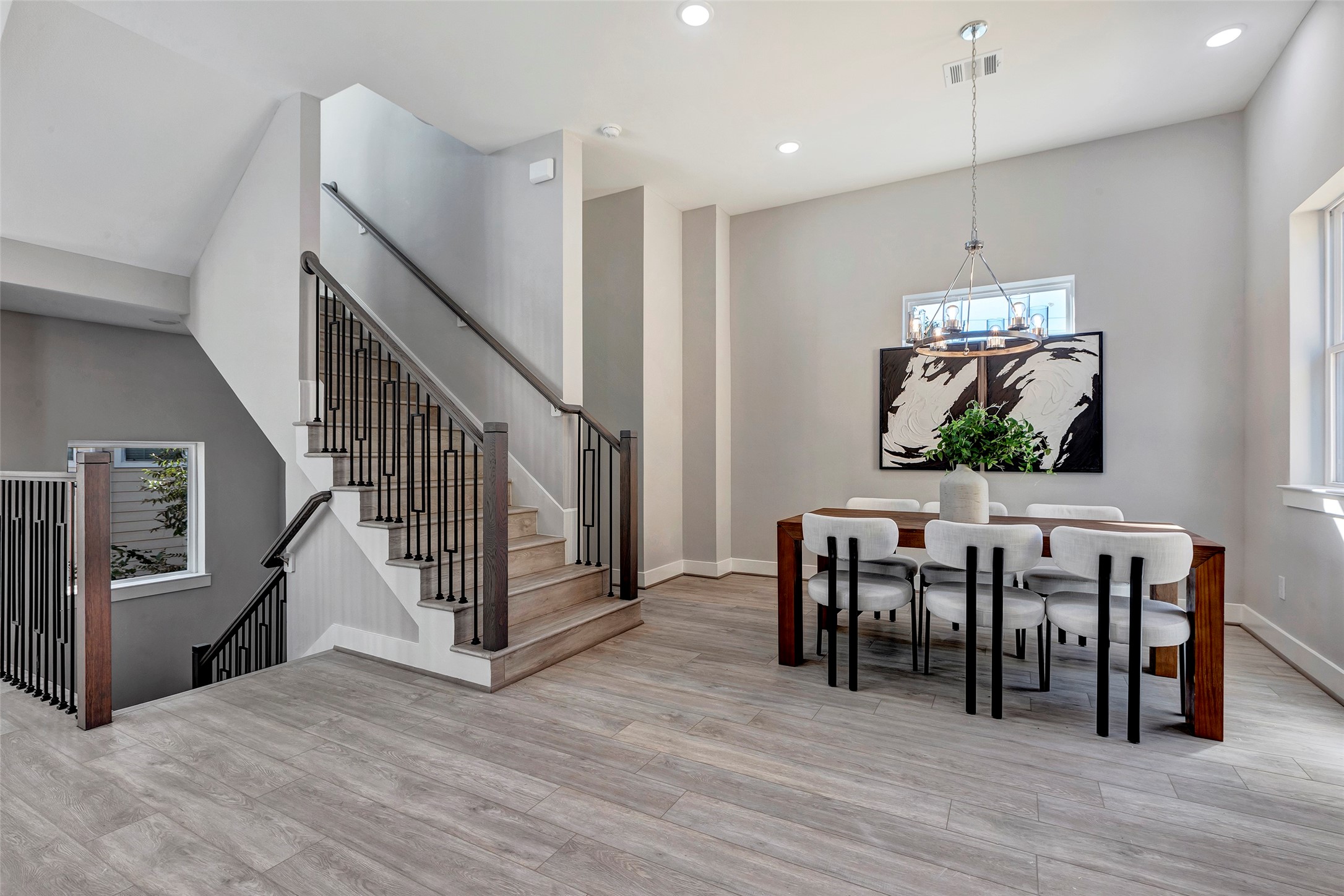 Houston, Texas, 77003, United States, 3 Bedrooms Bedrooms, ,4 BathroomsBathrooms,Residential,For Sale,1896439