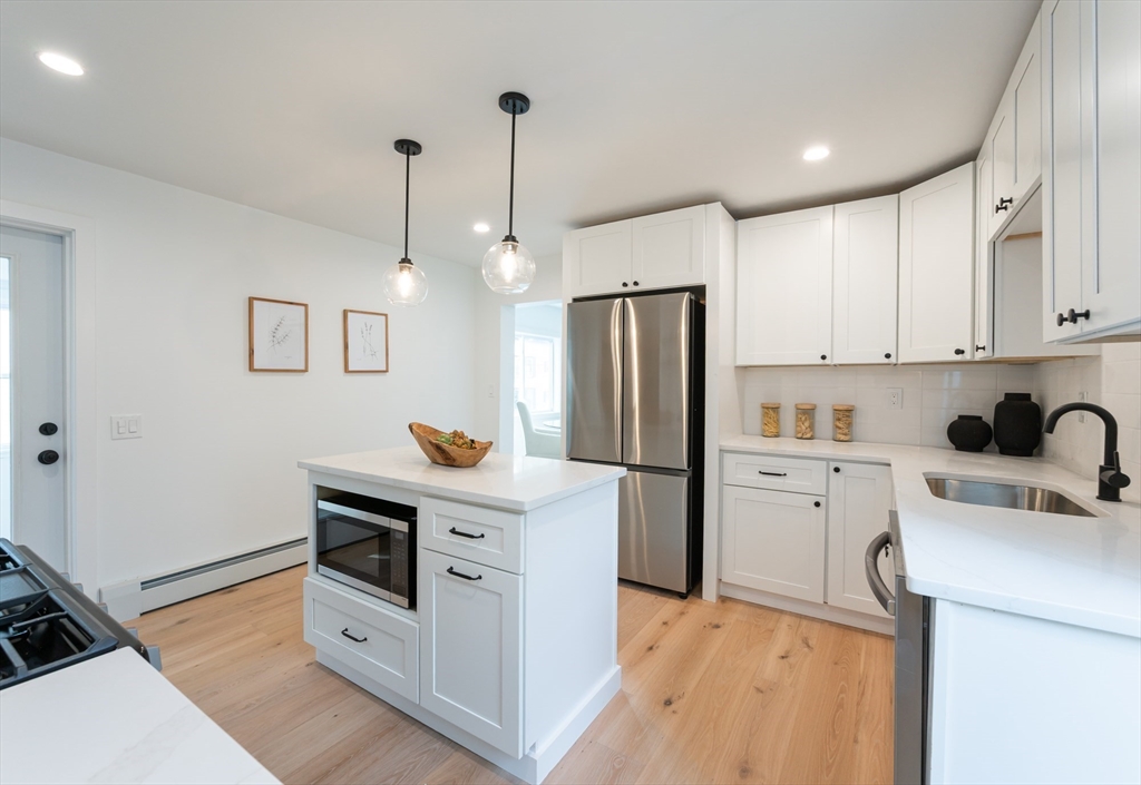 Haverhill, Massachusetts, 01830, United States, 4 Bedrooms Bedrooms, ,2 BathroomsBathrooms,Residential,For Sale,1991718