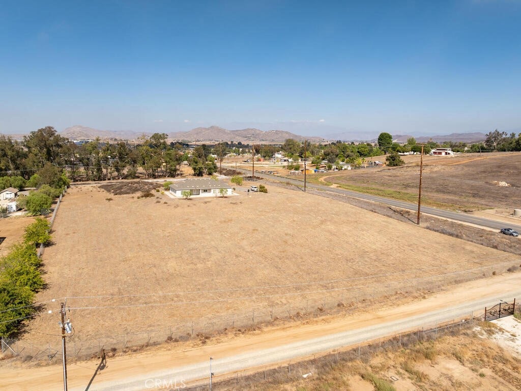 Menifee, California, 92596, United States, 4 Bedrooms Bedrooms, ,2 BathroomsBathrooms,Residential,For Sale,1989483