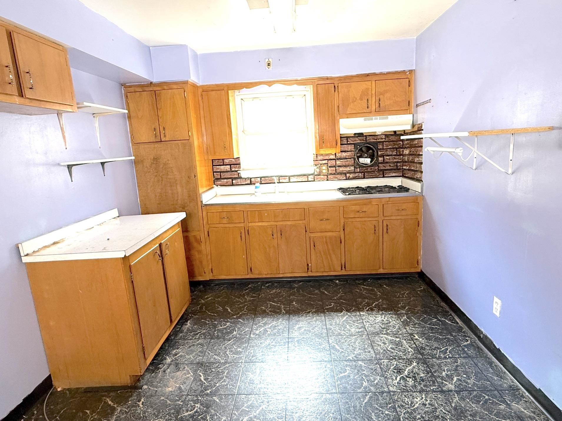 North Bergen, New Jersey, 07407, United States, 3 Bedrooms Bedrooms, ,1 BathroomBathrooms,Residential,For Sale,1876310