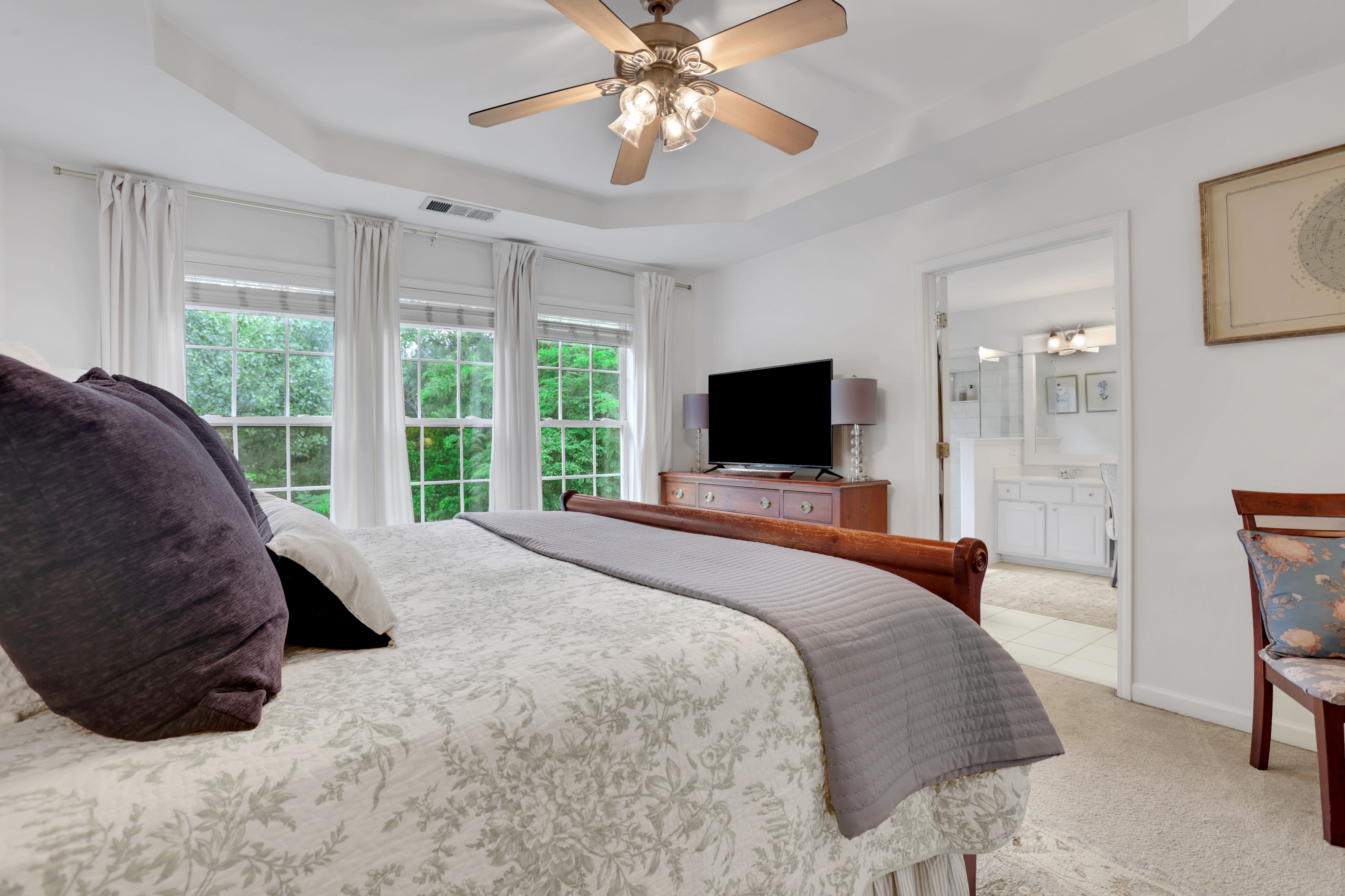  Charming Townhome in Desirable Area - 物件實景
