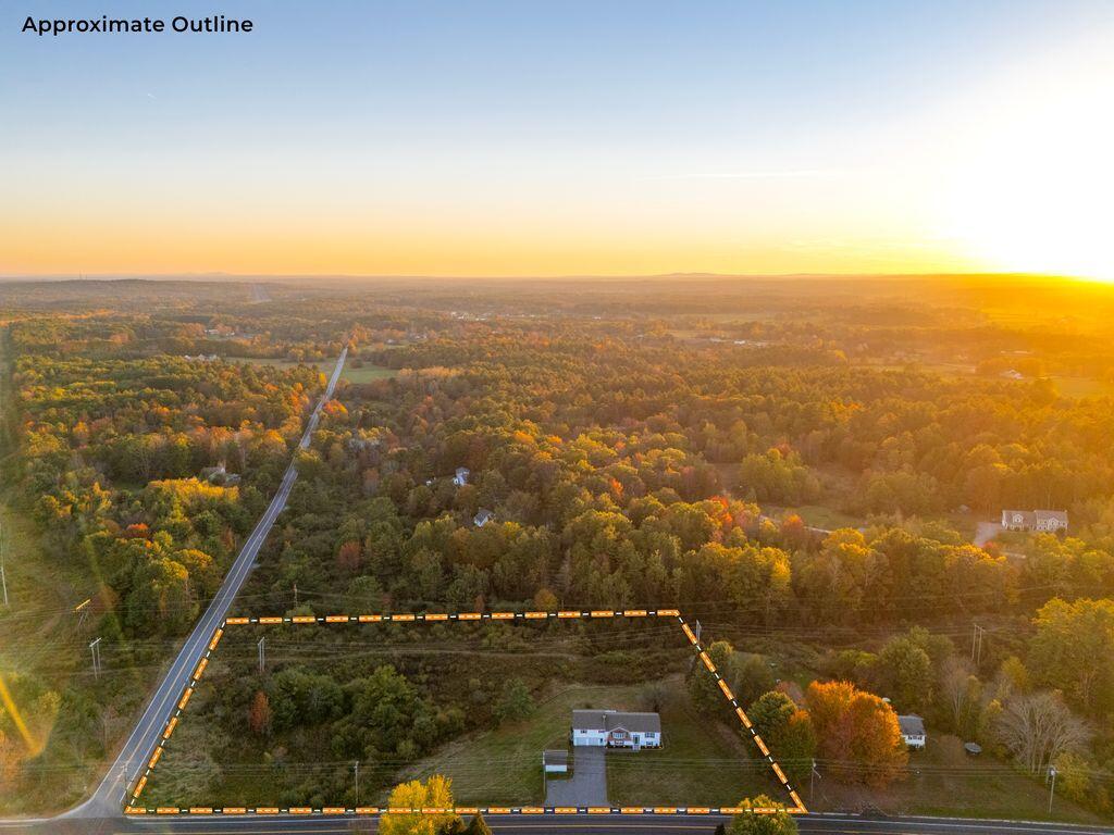 Saco, Maine, 04072, United States, ,2 BathroomsBathrooms,Residential,For Sale,1962382