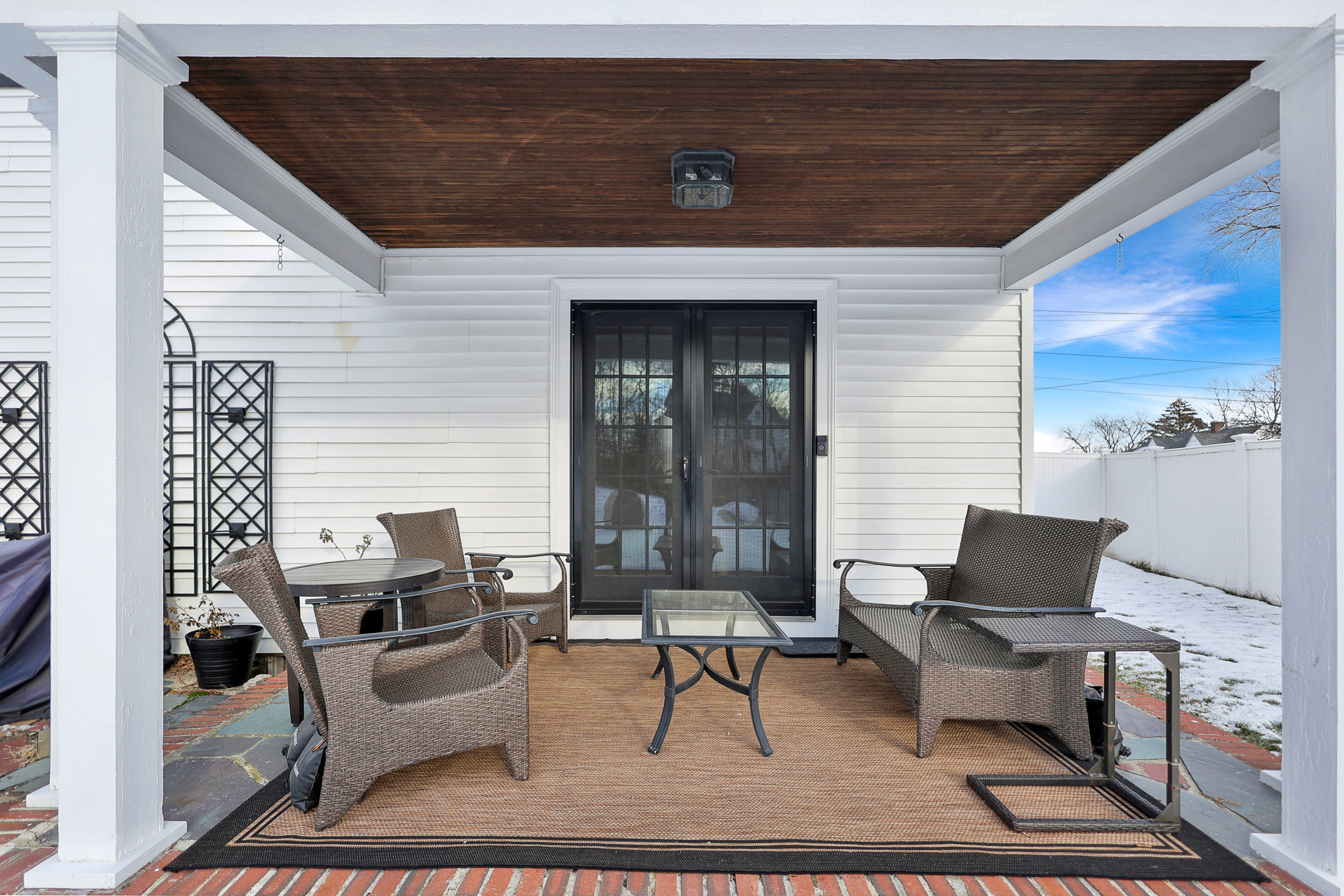 Lawrence, Massachusetts, 01841, United States, 3 Bedrooms Bedrooms, ,2 BathroomsBathrooms,Residential,For Sale,2005790