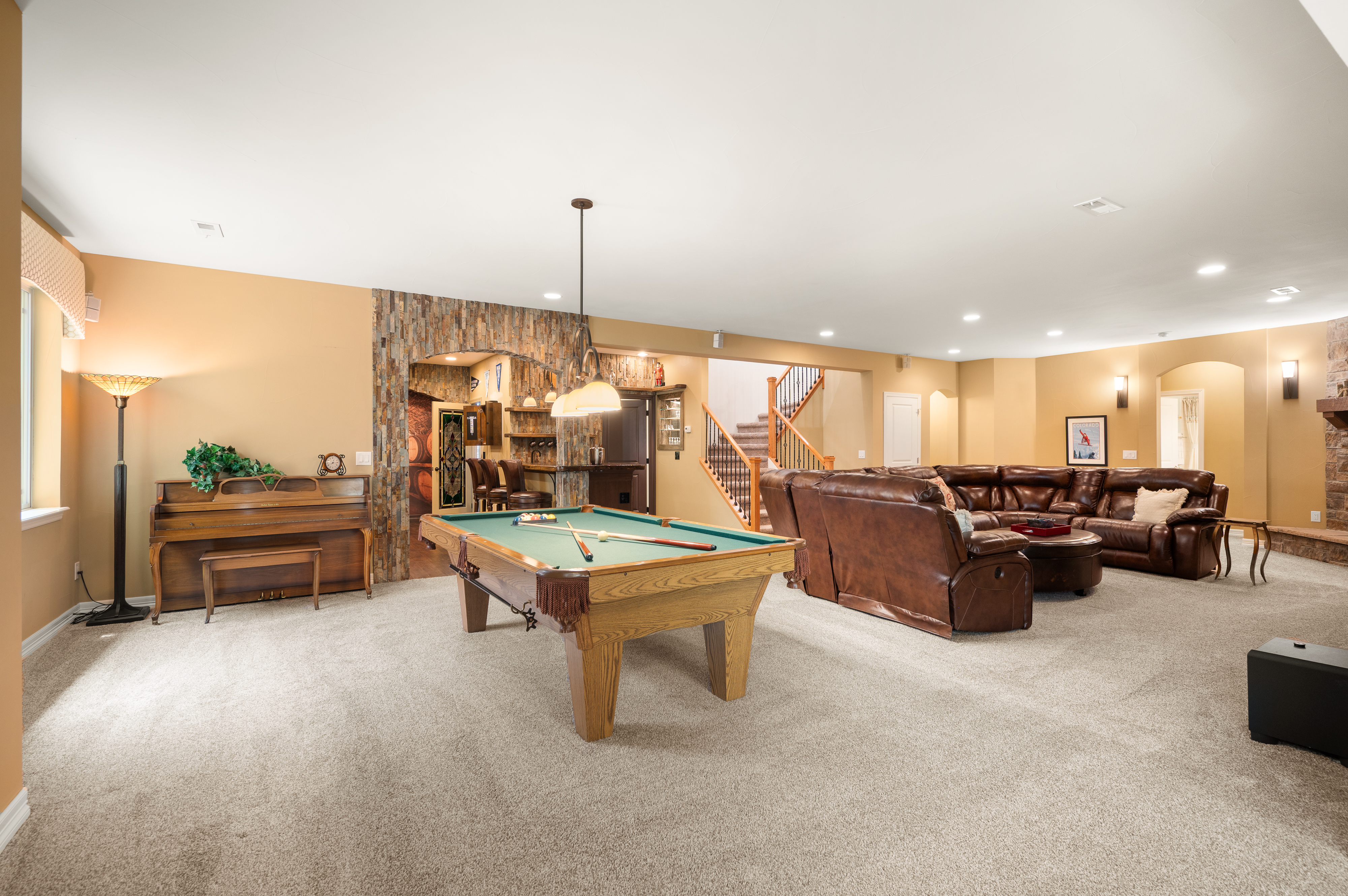  Orchard Park Patio Home with Wolf Kitchen, Spa Suite & Backyard BBQ Oasis - 物件實景
