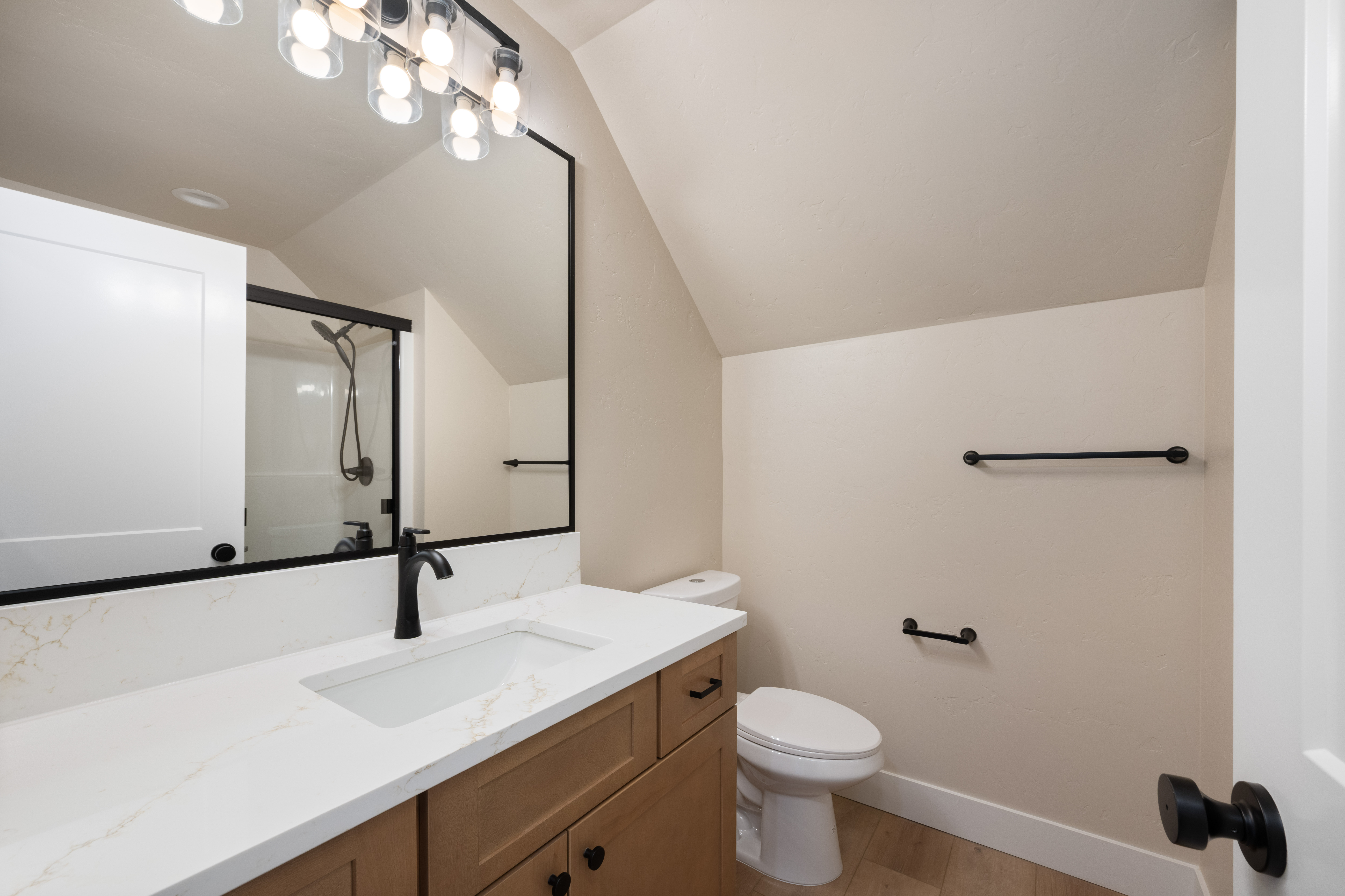 Brand new rambler with bonus room/ South Richland - 物件實景